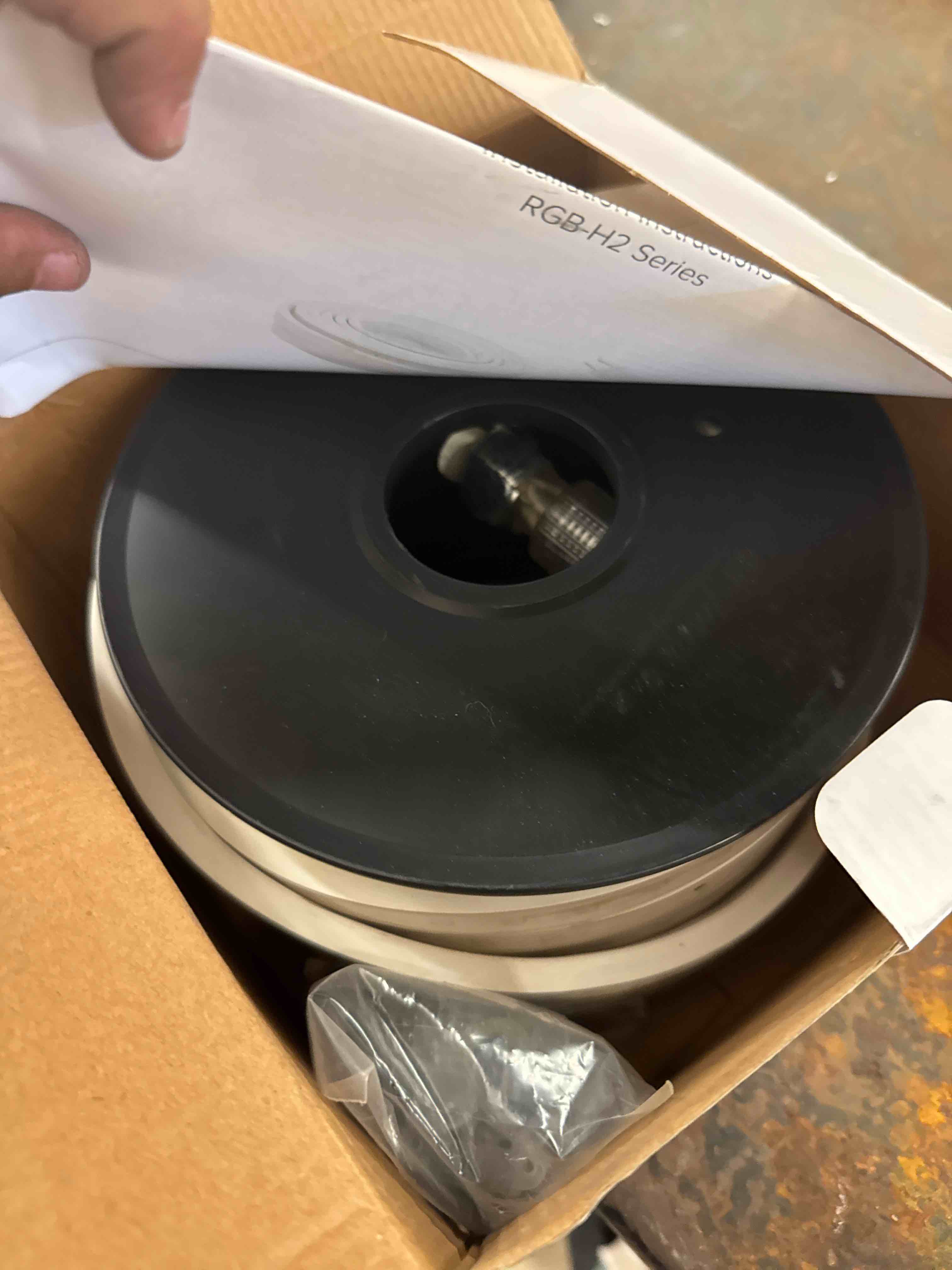 https://s3.amazonaws.com/lotting-images-prod/phillipi/GRA2226494_1753551563272.jpeg