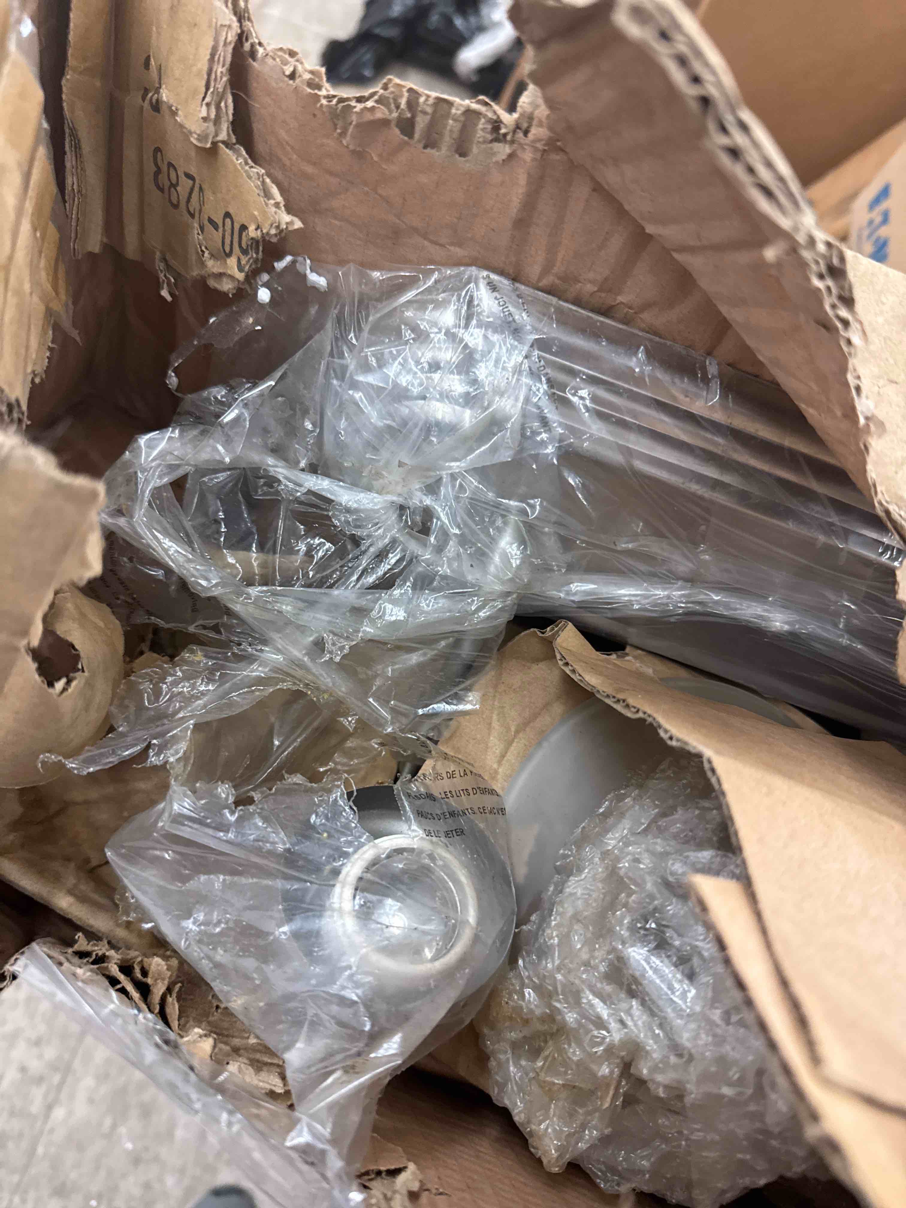 https://s3.amazonaws.com/lotting-images-prod/phillipi/GRA2226500_1753552427832.jpeg