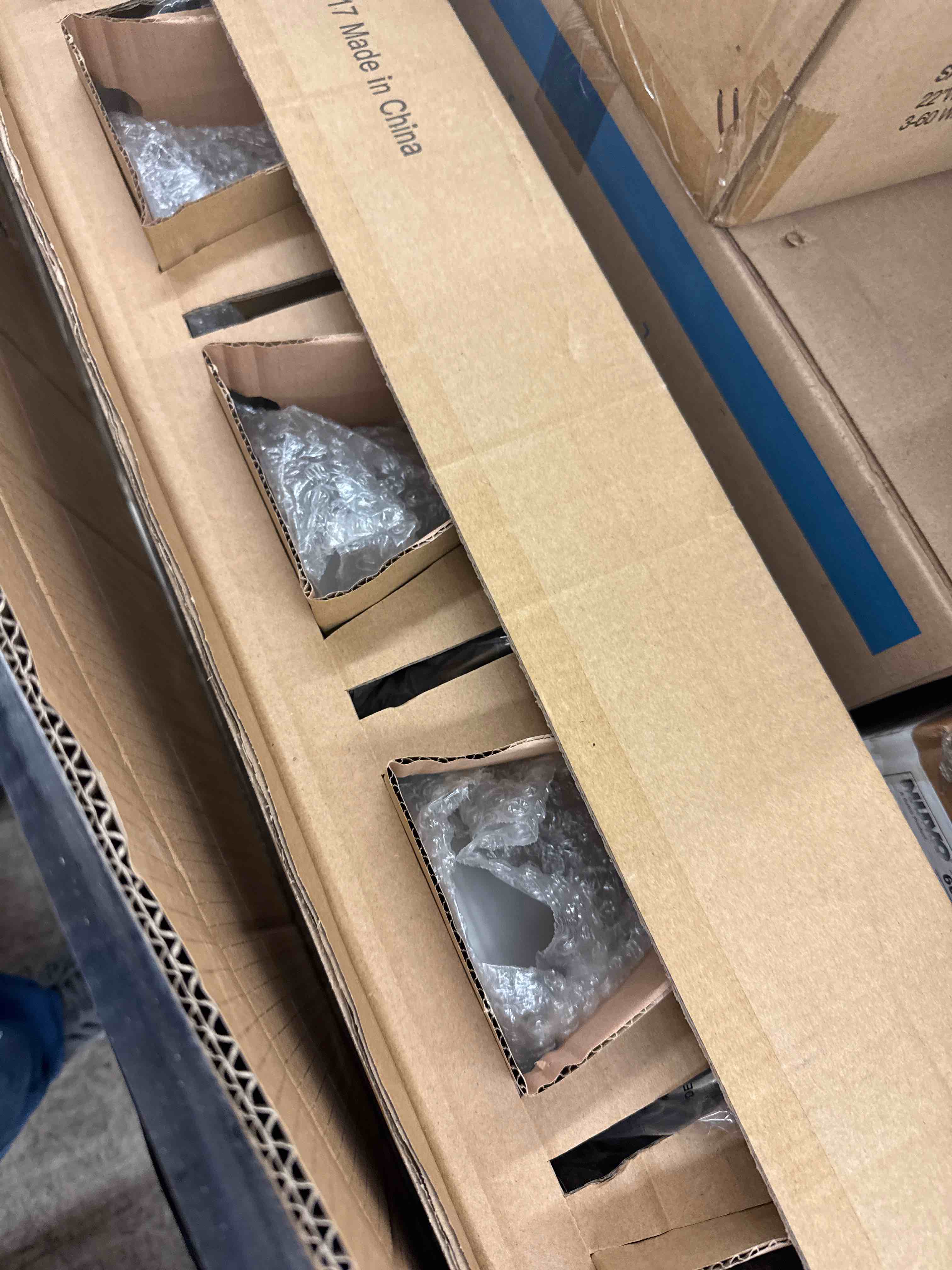 https://s3.amazonaws.com/lotting-images-prod/phillipi/GRA2226502_1753552538320.jpeg