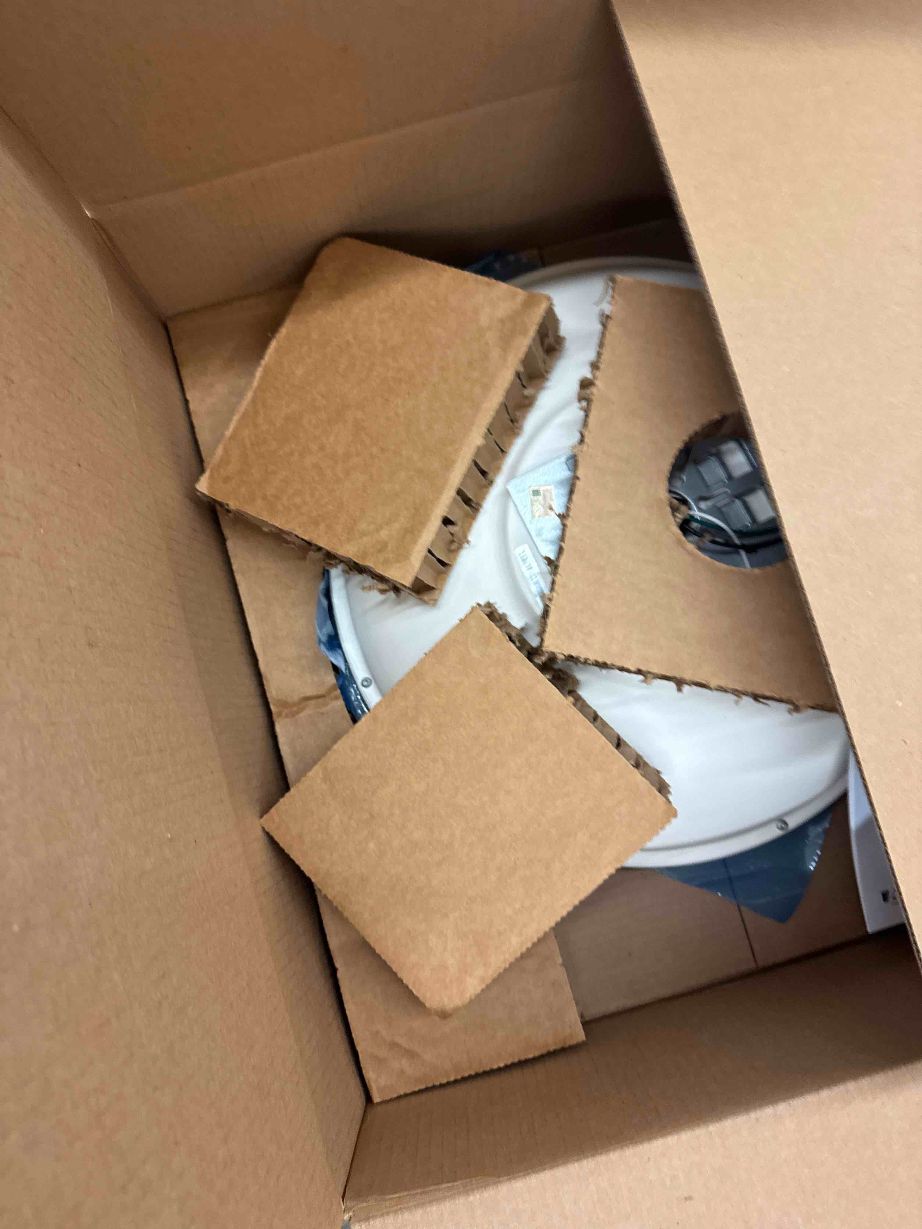 https://s3.amazonaws.com/lotting-images-prod/phillipi/GRA2226512_1753553517932.jpeg