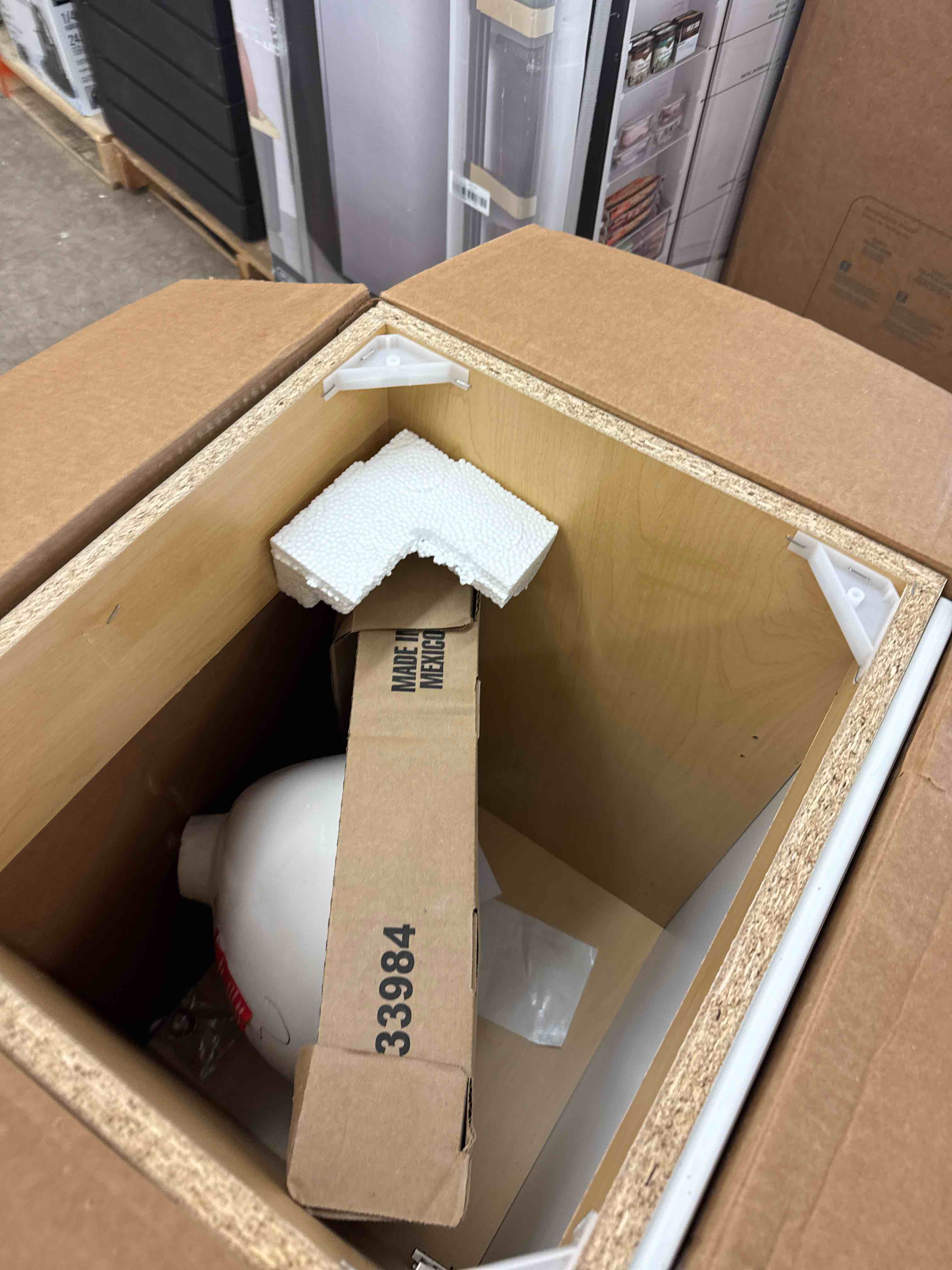 https://s3.amazonaws.com/lotting-images-prod/phillipi/GRA2226576_1755030854446.jpeg