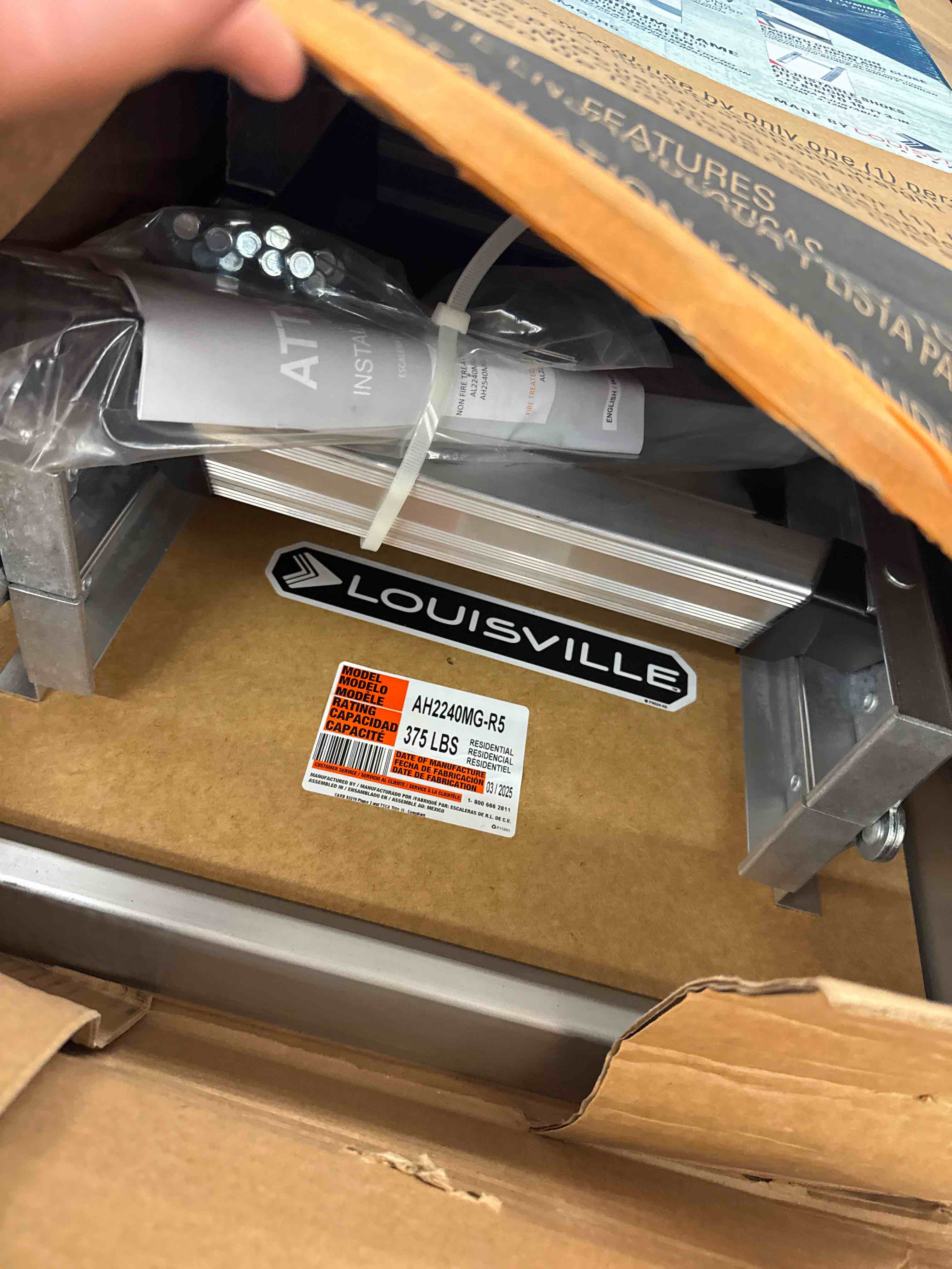 https://s3.amazonaws.com/lotting-images-prod/phillipi/GRA2226581_1755257015033.jpeg
