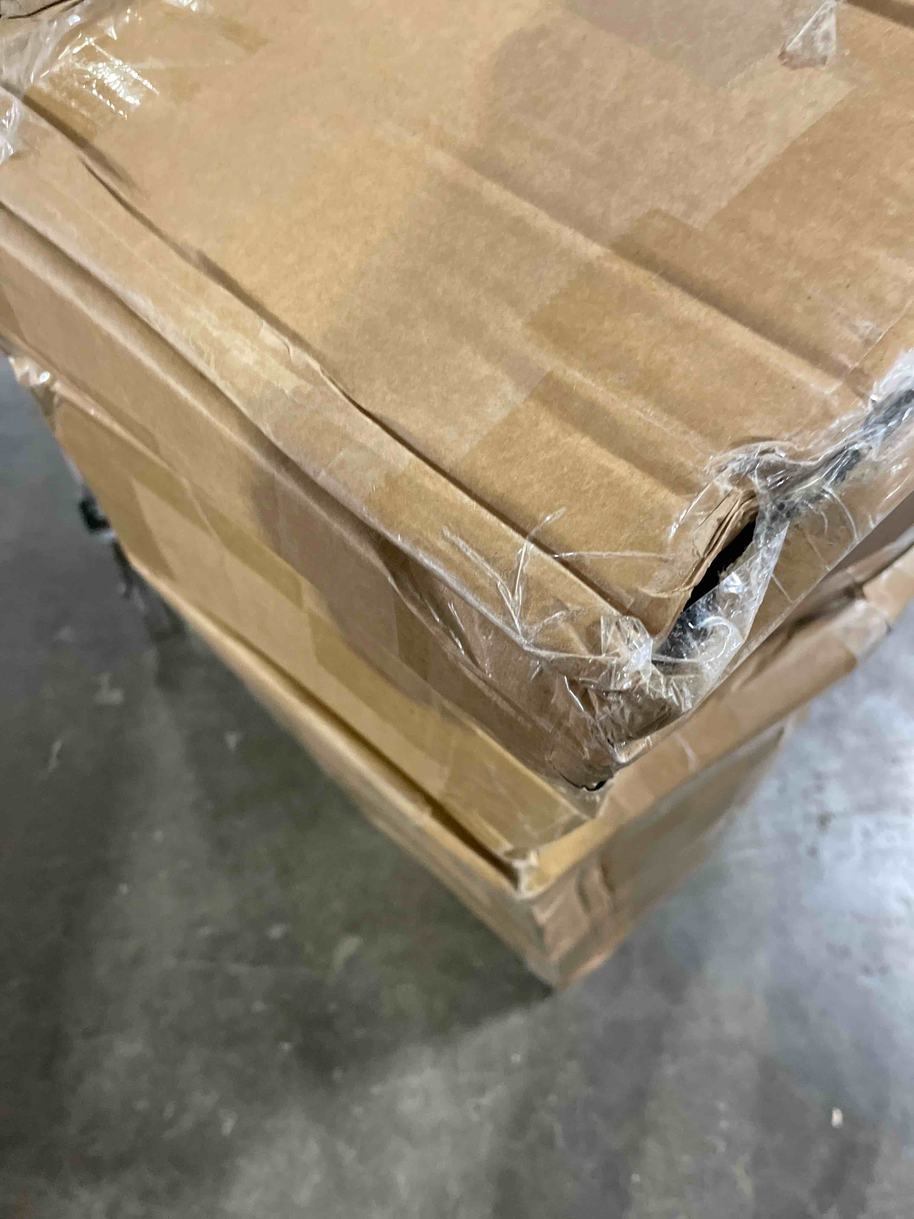 https://s3.amazonaws.com/lotting-images-prod/phillipi/GRA2227131_1744640226528.jpeg