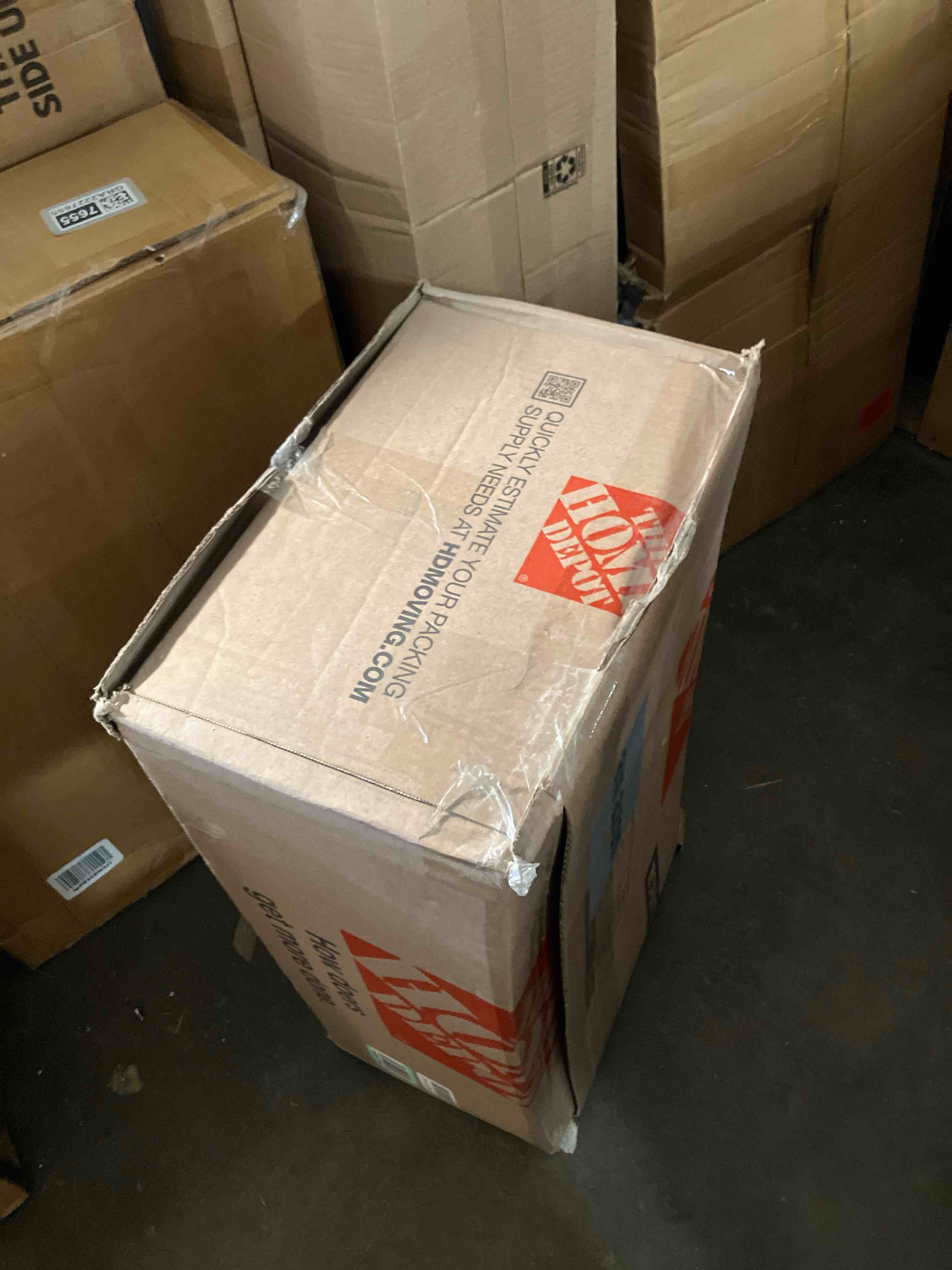 https://s3.amazonaws.com/lotting-images-prod/phillipi/GRA2227665_1745348664685.jpeg