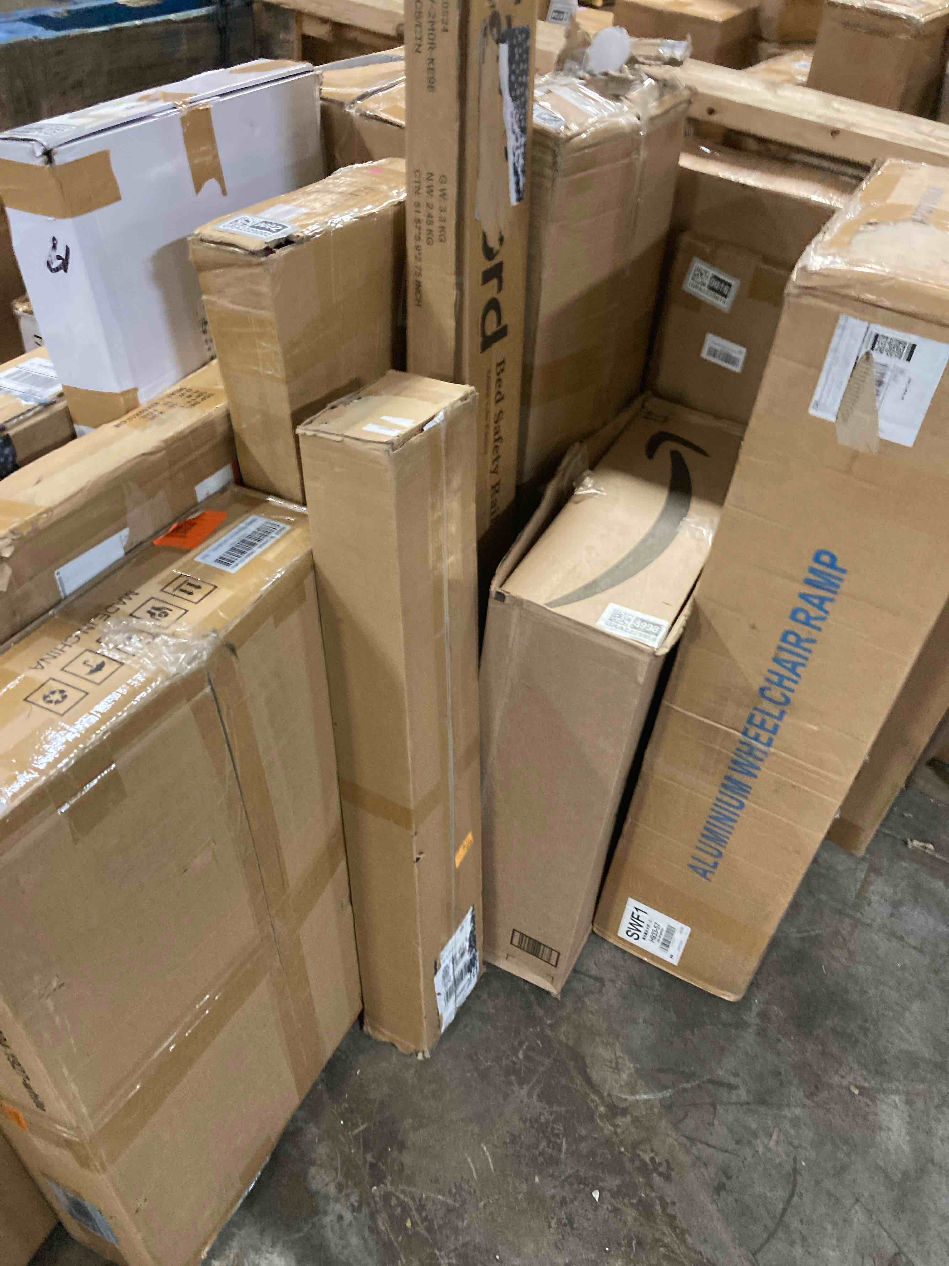 https://s3.amazonaws.com/lotting-images-prod/phillipi/GRA2228996_1745694617064.jpeg