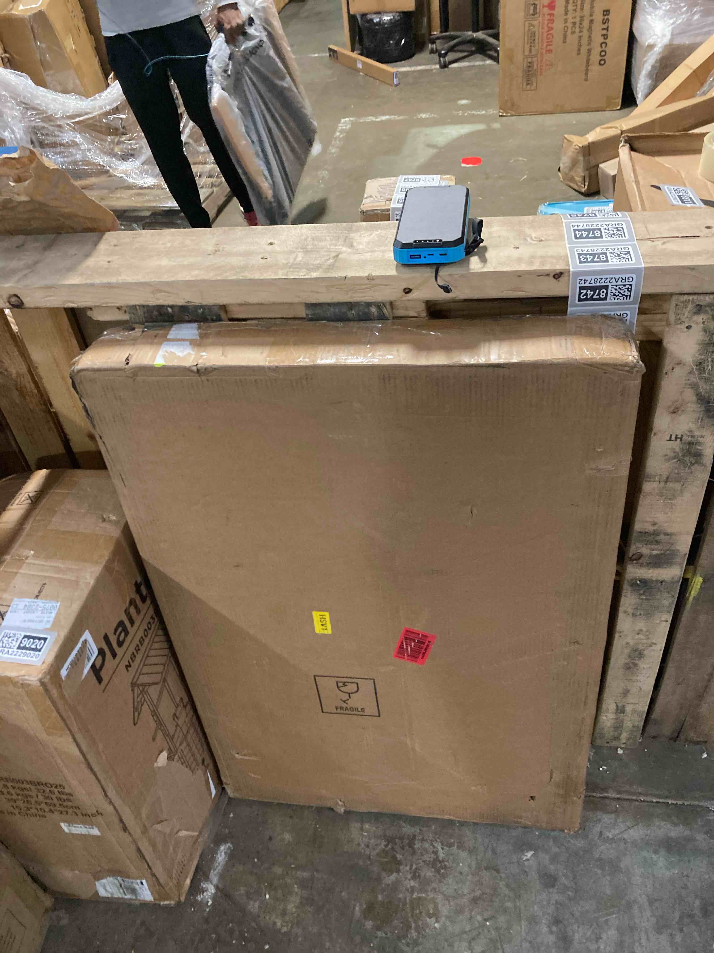 https://s3.amazonaws.com/lotting-images-prod/phillipi/GRA2229018_1745685684963.jpeg