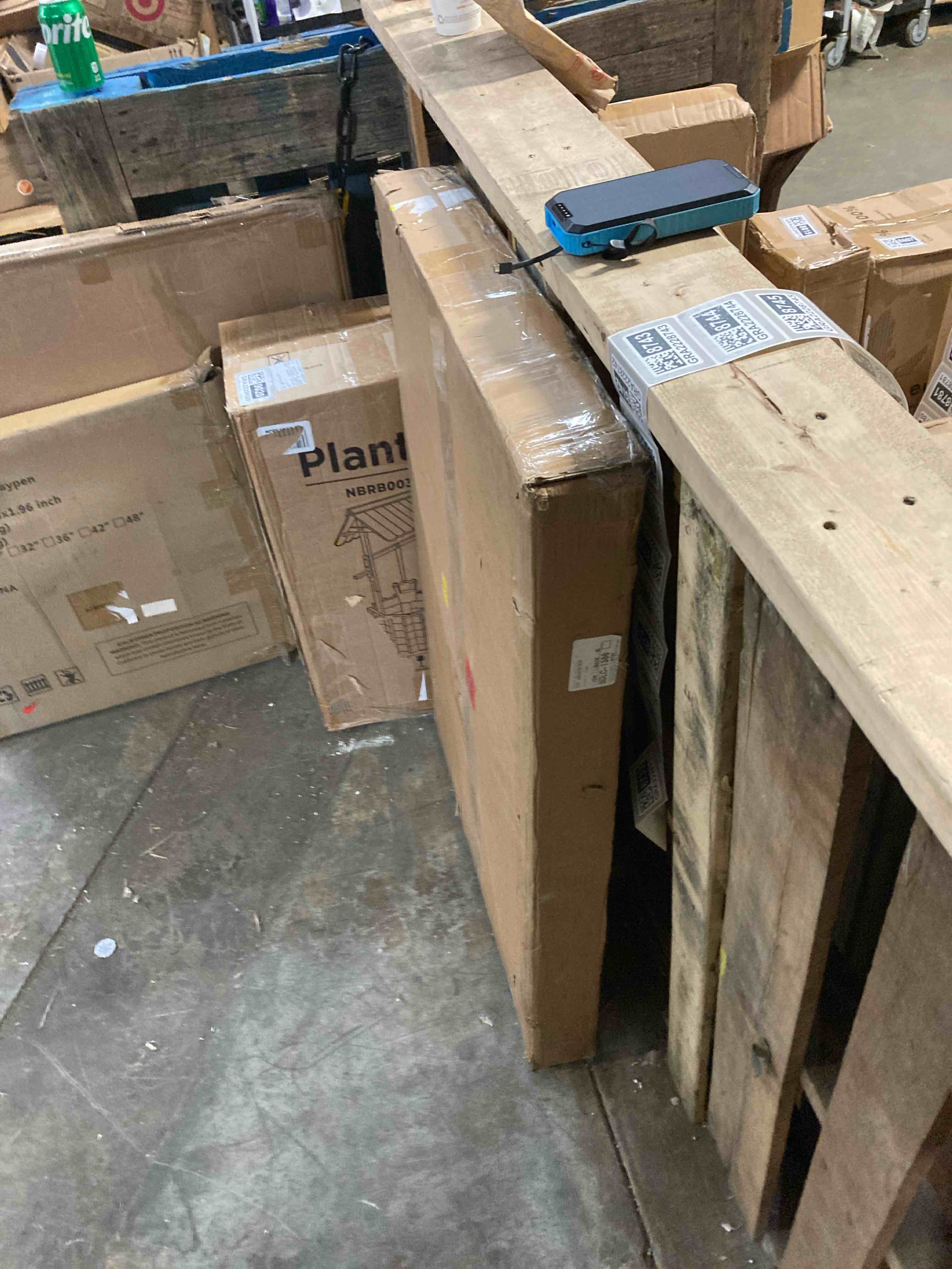 https://s3.amazonaws.com/lotting-images-prod/phillipi/GRA2229018_1745685688364.jpeg