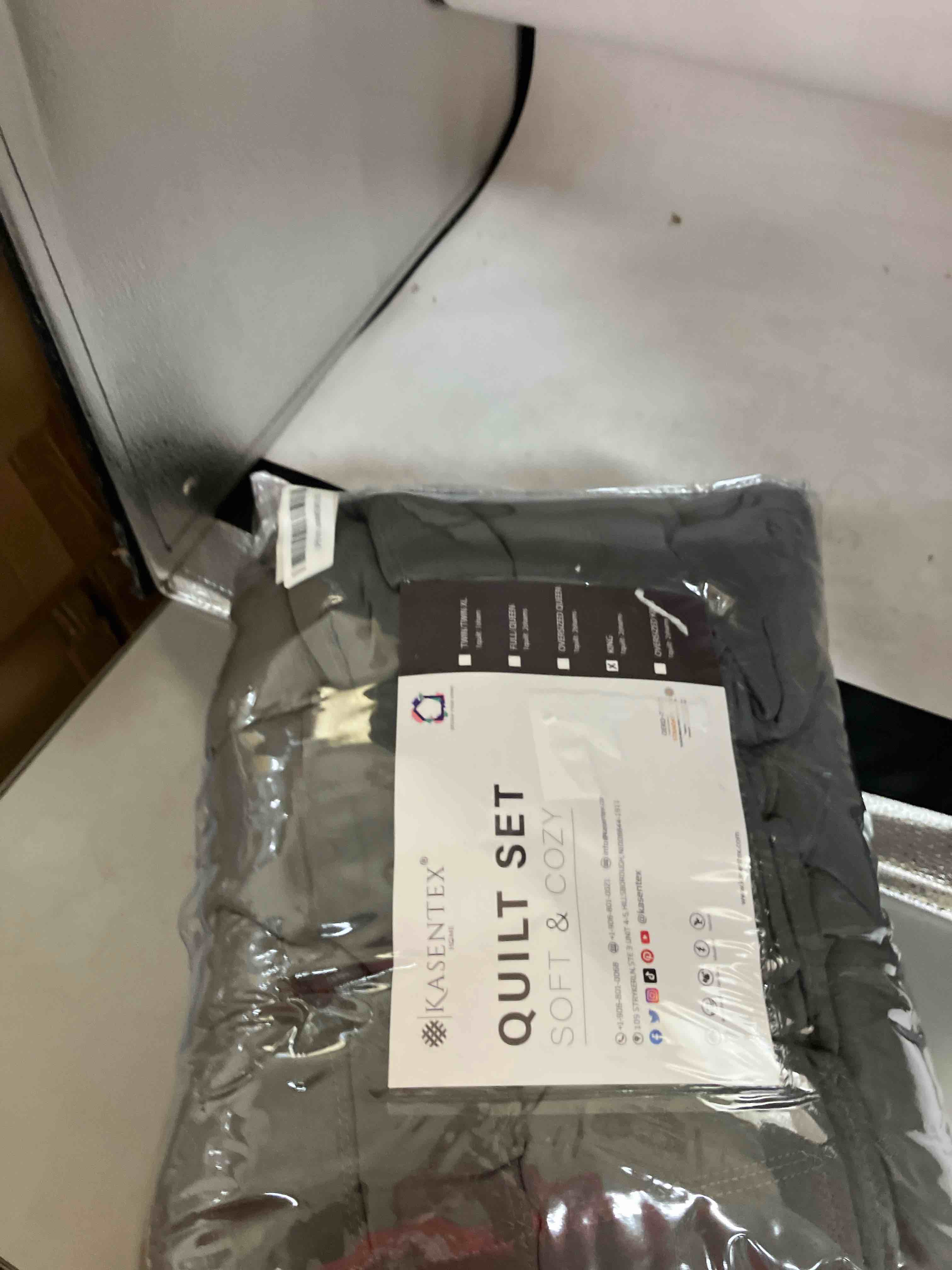 https://s3.amazonaws.com/lotting-images-prod/phillipi/GRA2229874_1746460330666.jpeg