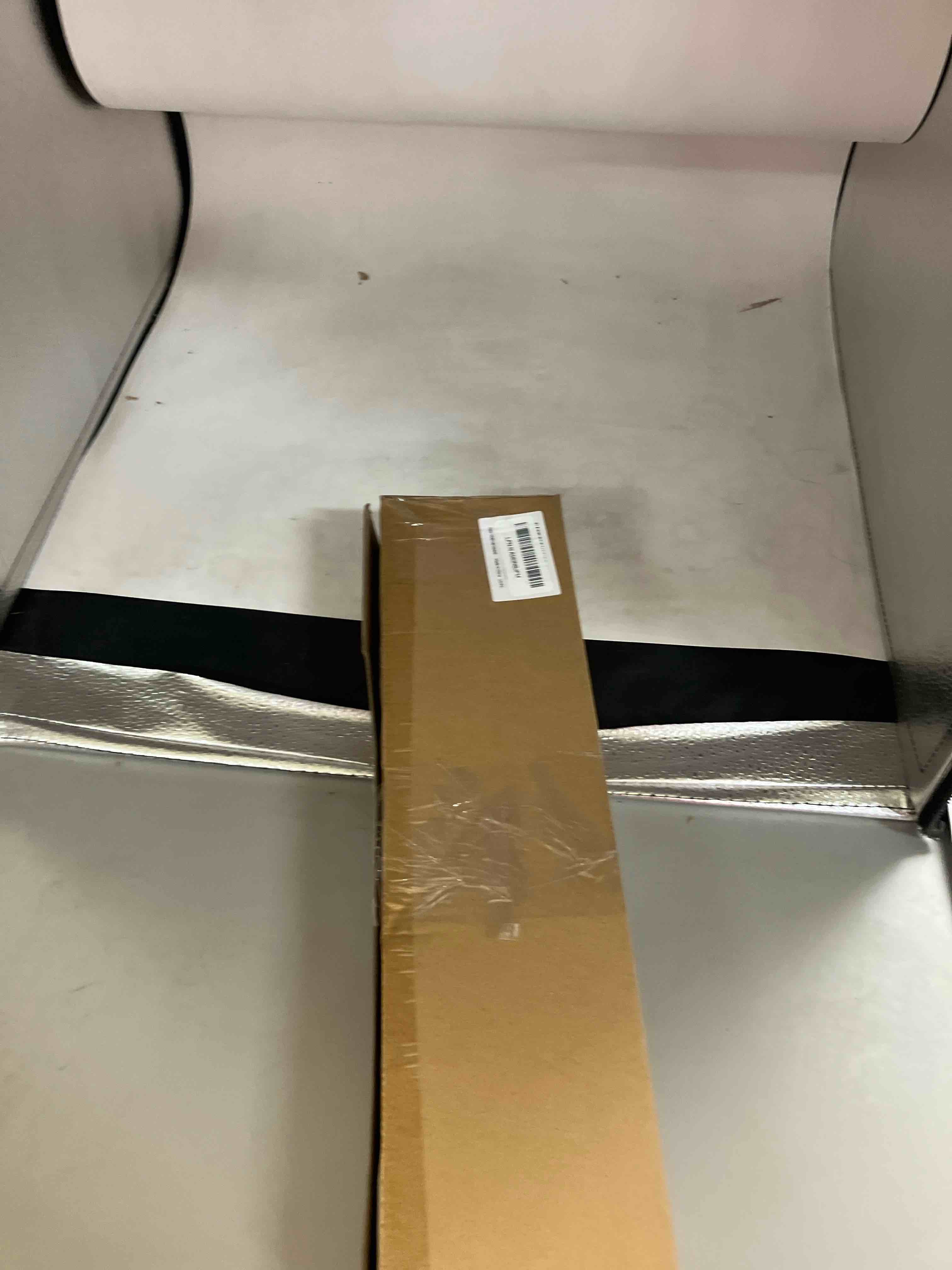https://s3.amazonaws.com/lotting-images-prod/phillipi/GRA2229883_1746460091392.jpeg