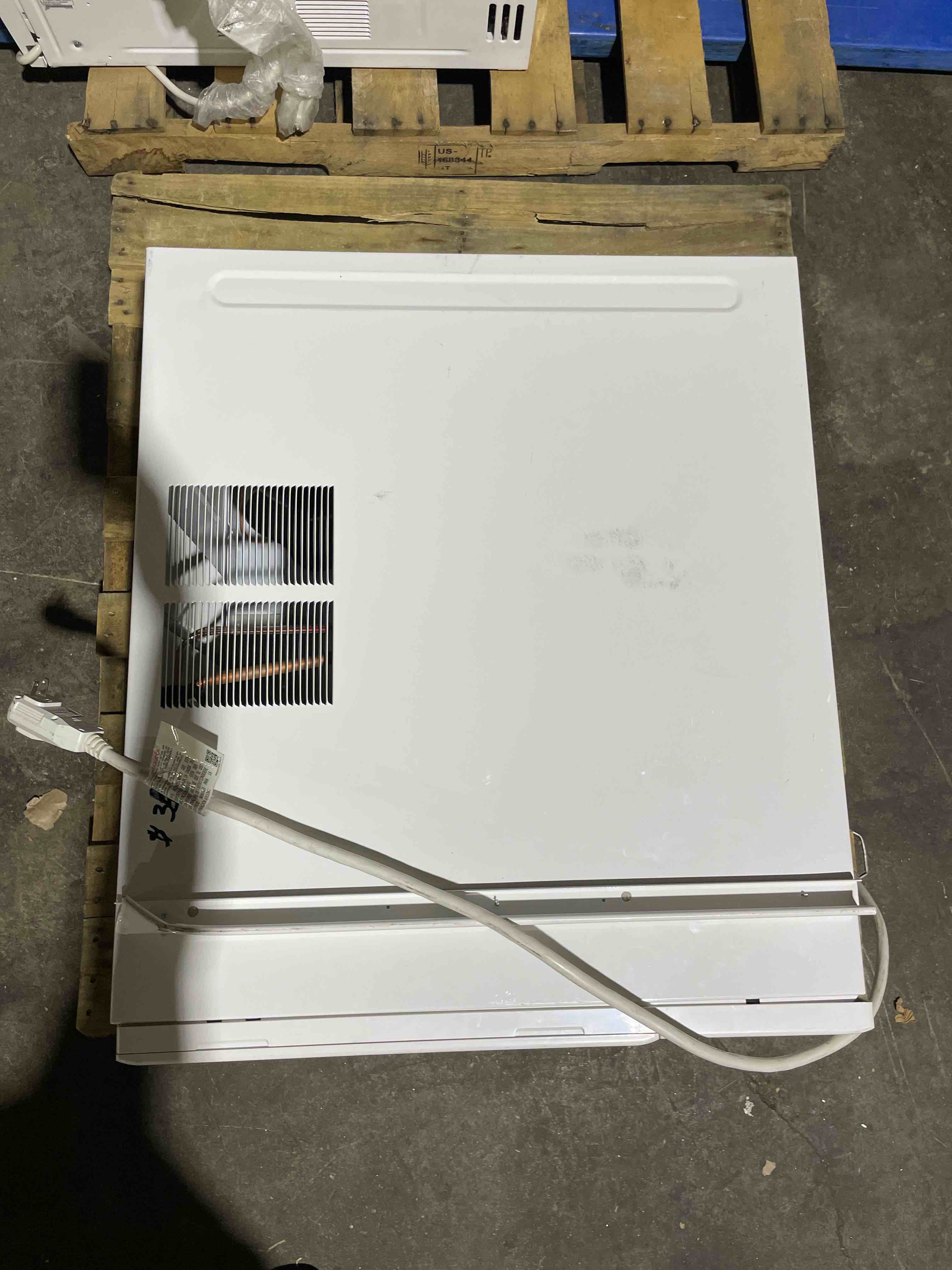https://s3.amazonaws.com/lotting-images-prod/phillipi/GRA2230480_1752244995153.jpeg
