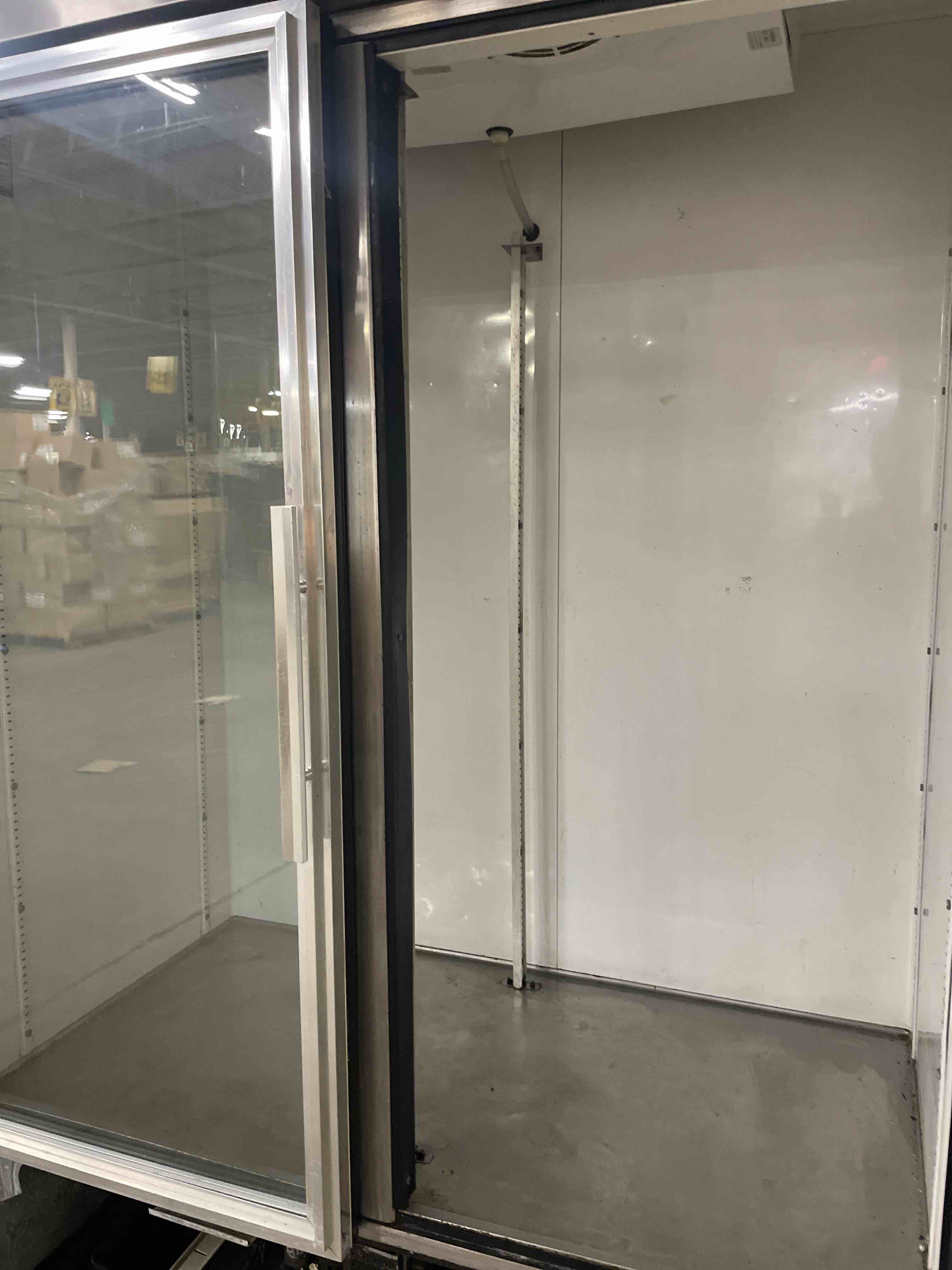 https://s3.amazonaws.com/lotting-images-prod/phillipi/GRA2230596_1753202812985.jpeg