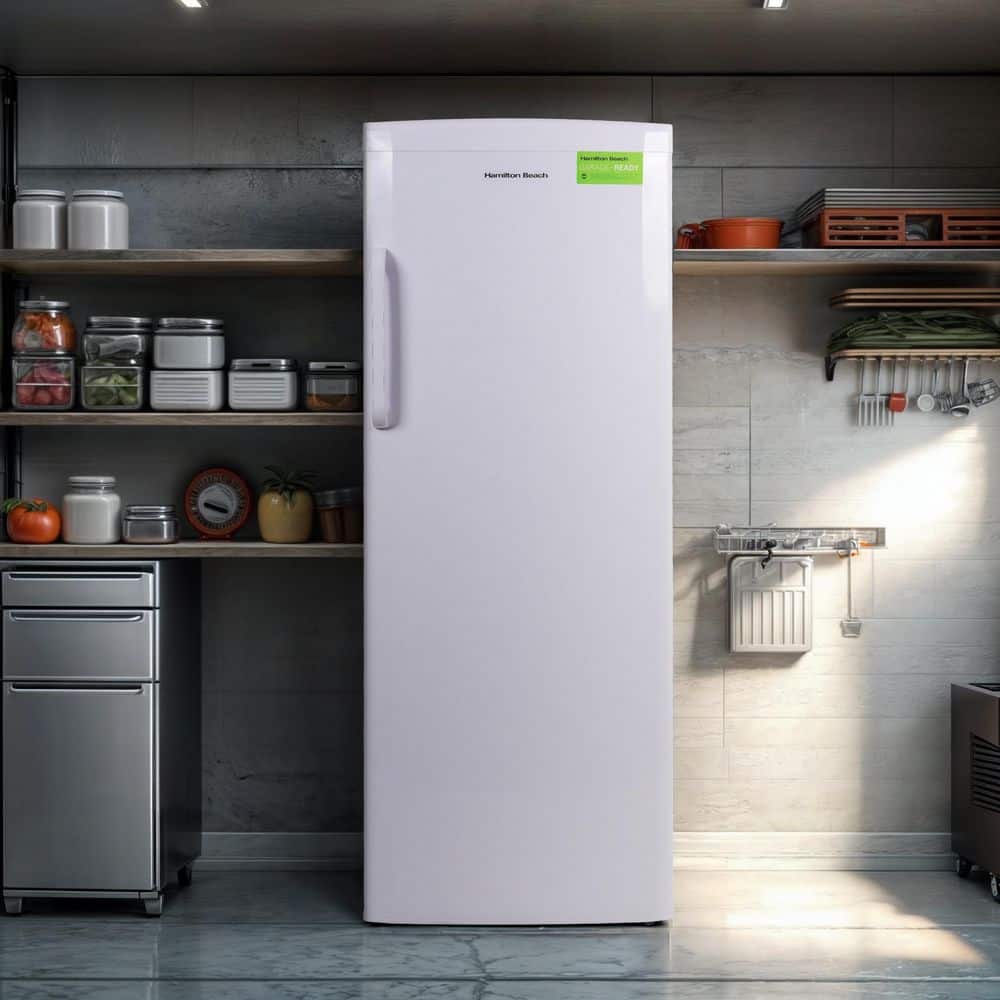Hamilton Beach HBFRF1100, 11 cu ft, Upright Freezer, White (B08GP1WD9V) Dented, handle needs replaced,  however gets cold very fast equally throughout