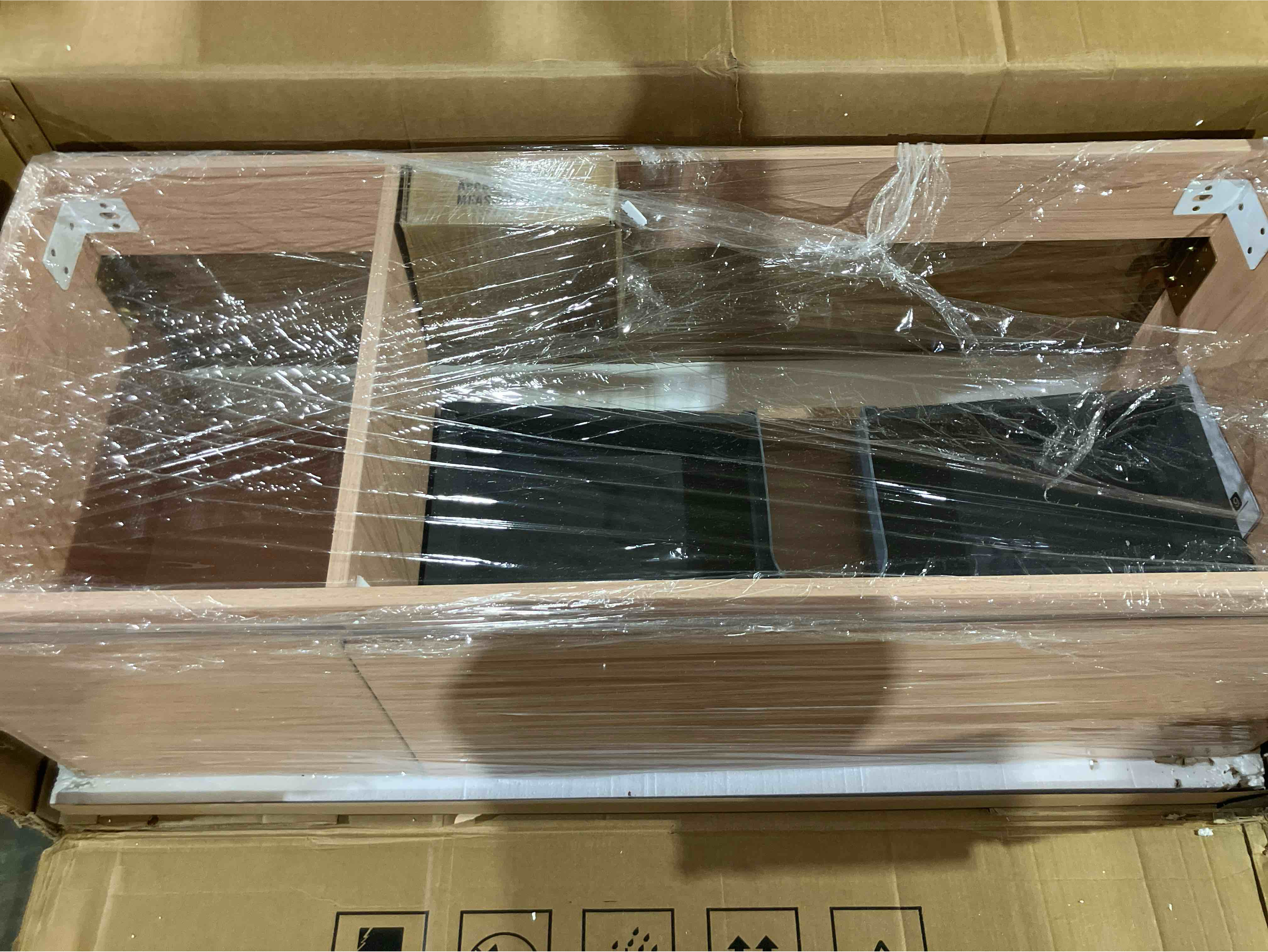 https://s3.amazonaws.com/lotting-images-prod/phillipi/GRA2231351_1757018532569.jpeg