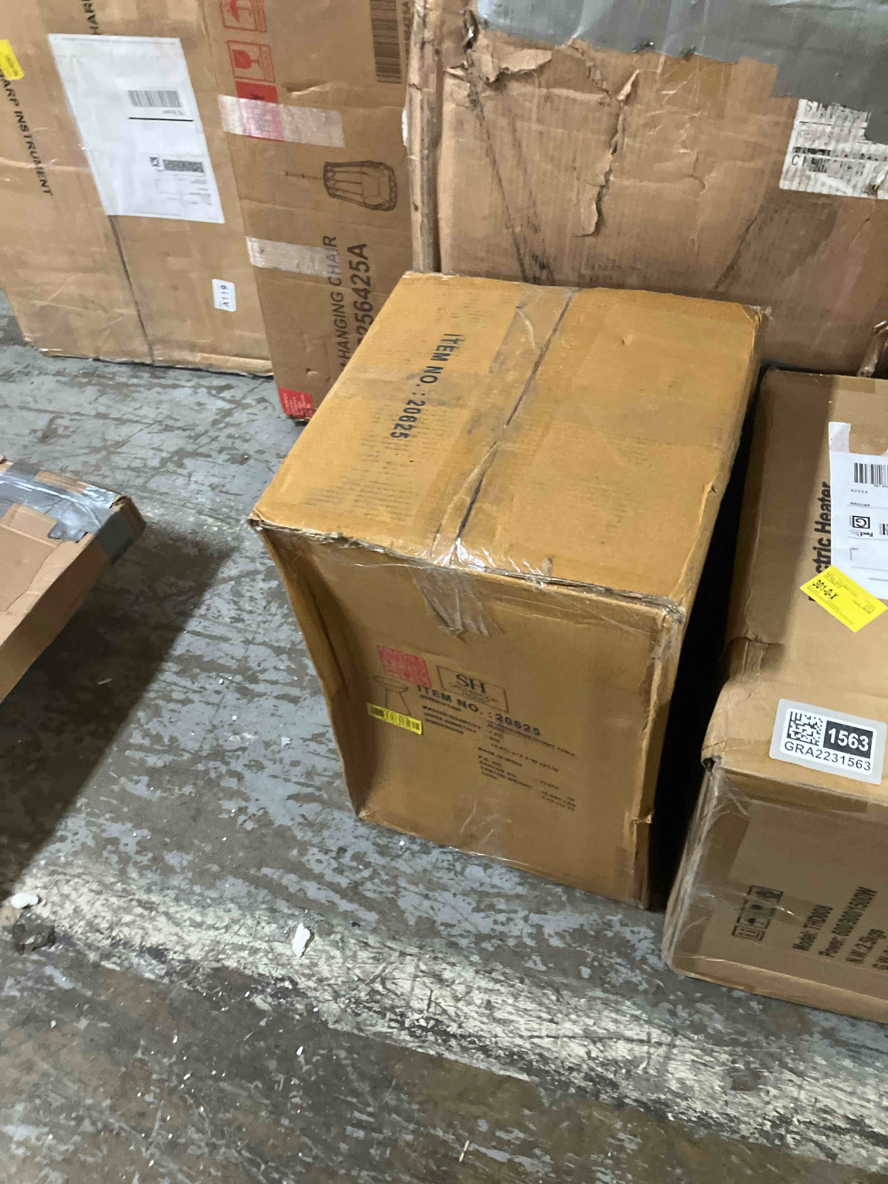 https://s3.amazonaws.com/lotting-images-prod/phillipi/GRA2231567_1758920175286.jpeg