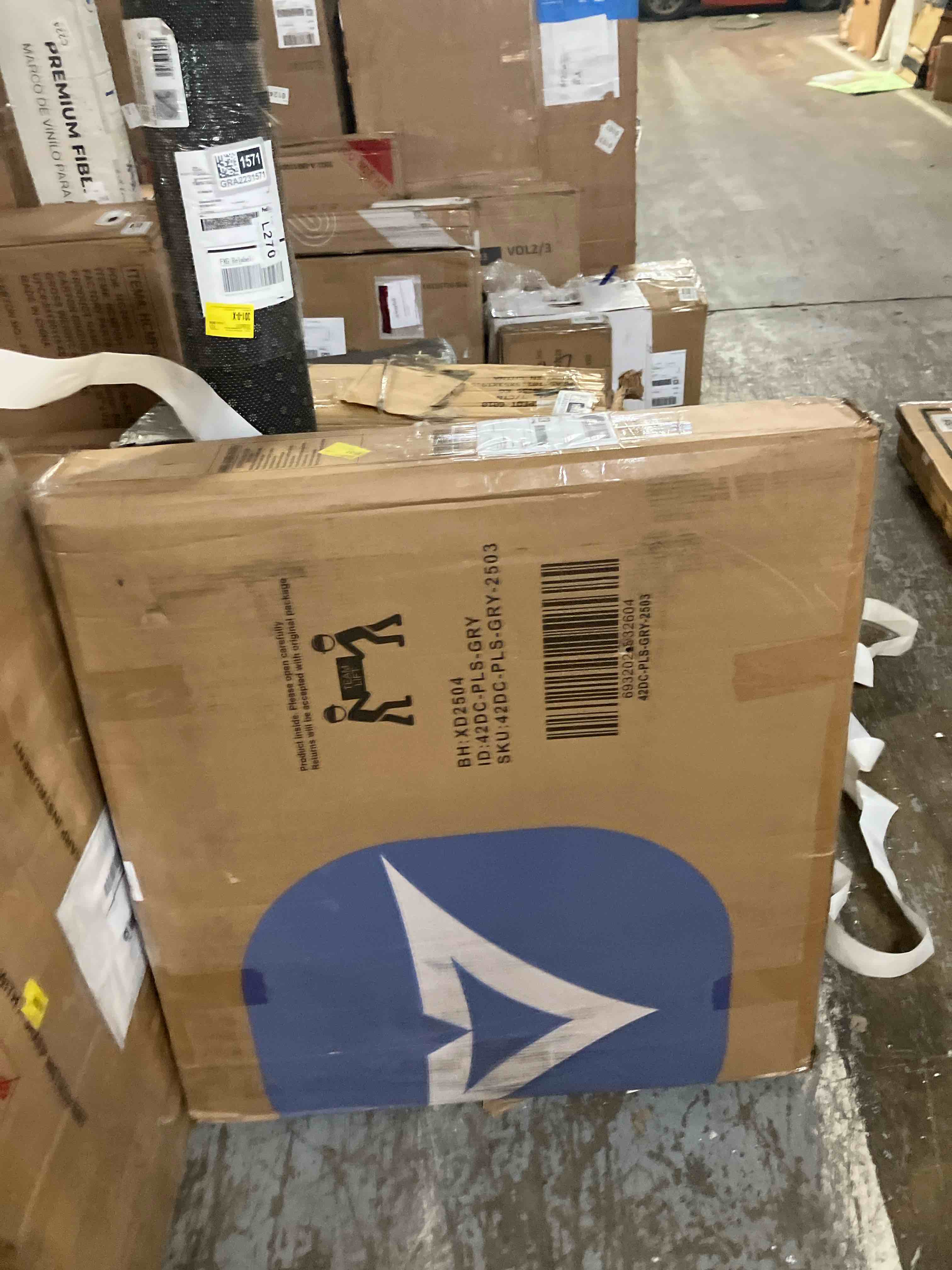 https://s3.amazonaws.com/lotting-images-prod/phillipi/GRA2231572_1758920649821.jpeg