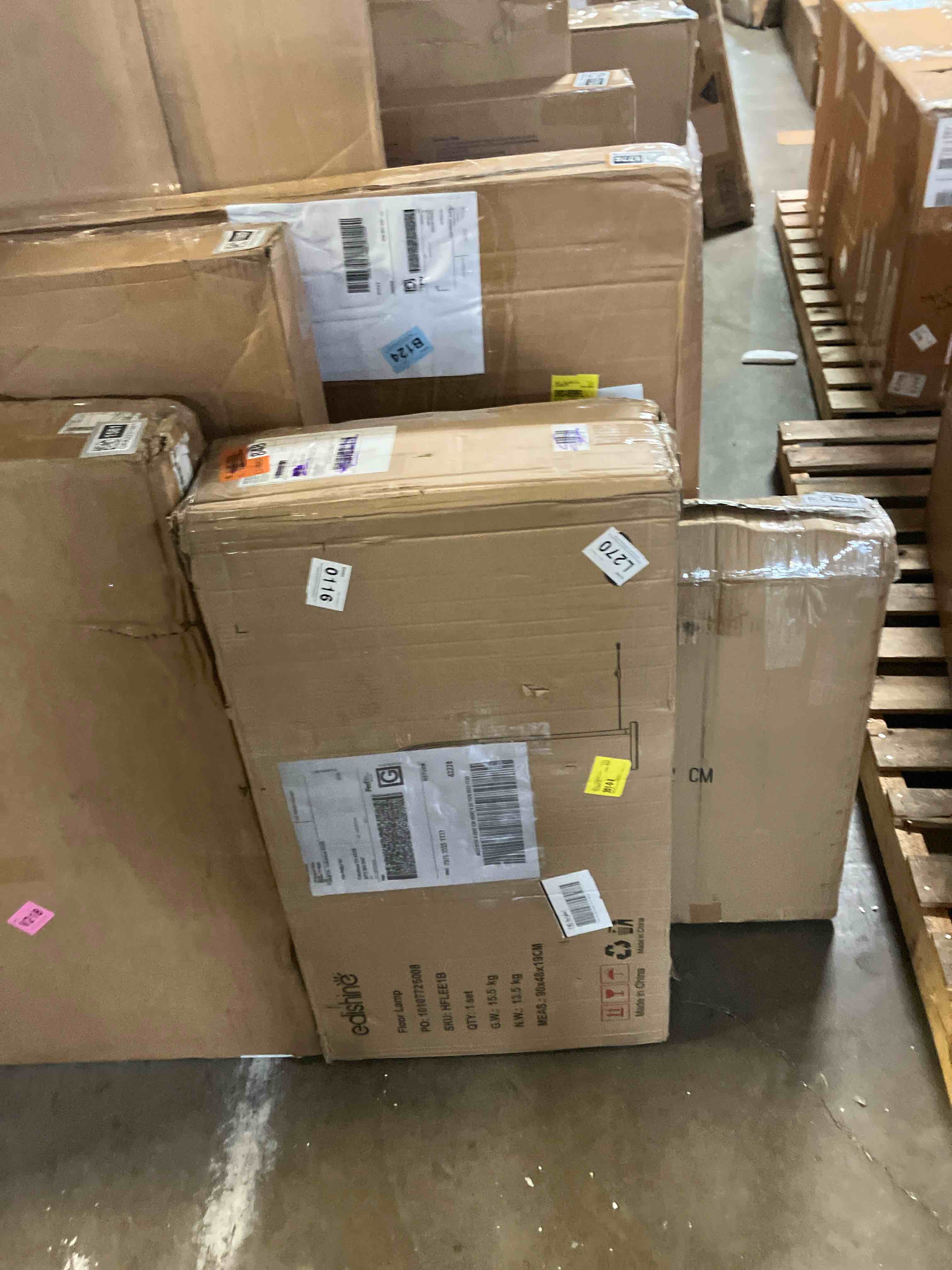 https://s3.amazonaws.com/lotting-images-prod/phillipi/GRA2231583_1759351411945.jpeg
