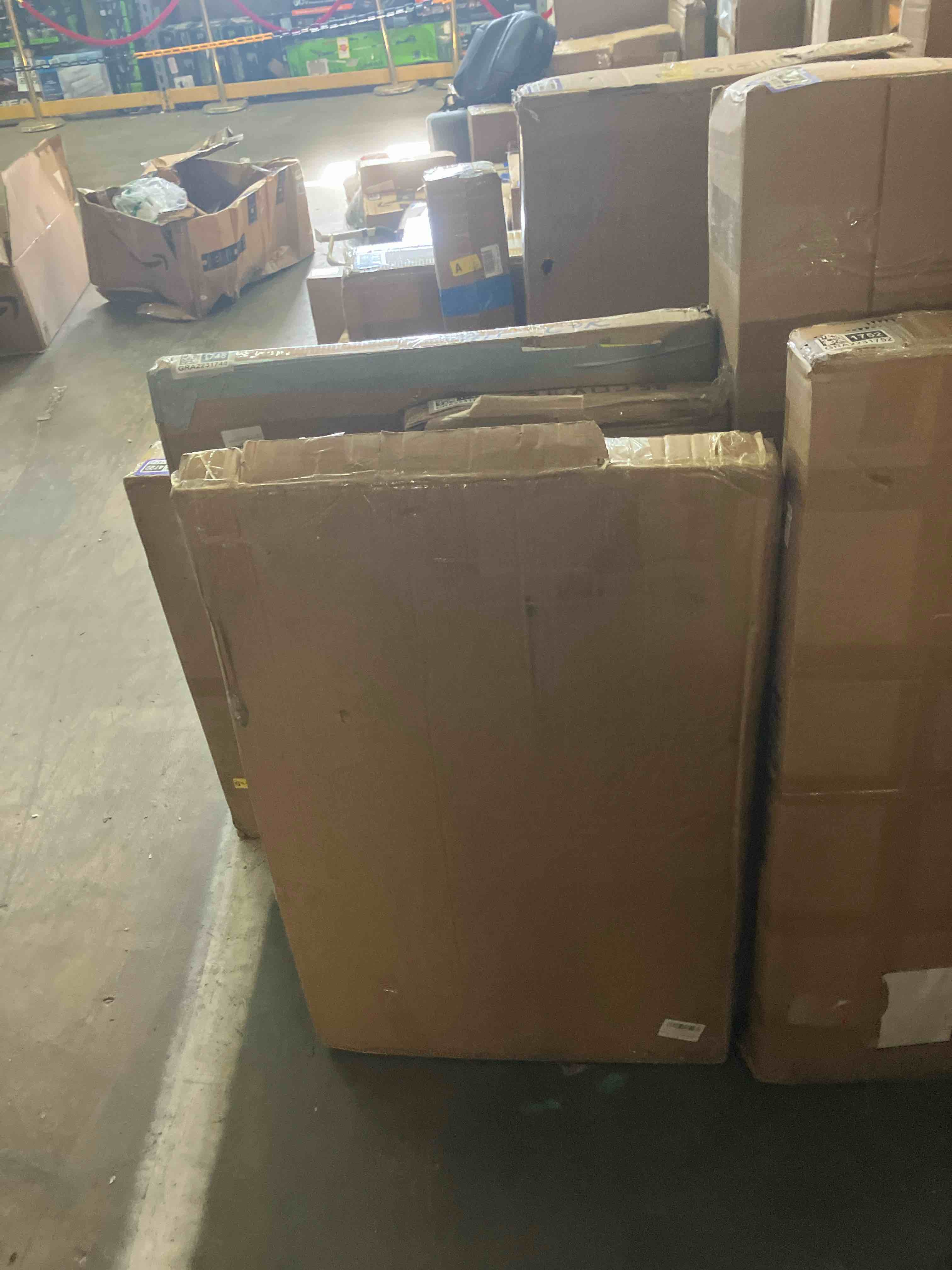 https://s3.amazonaws.com/lotting-images-prod/phillipi/GRA2231753_1760979317924.jpeg