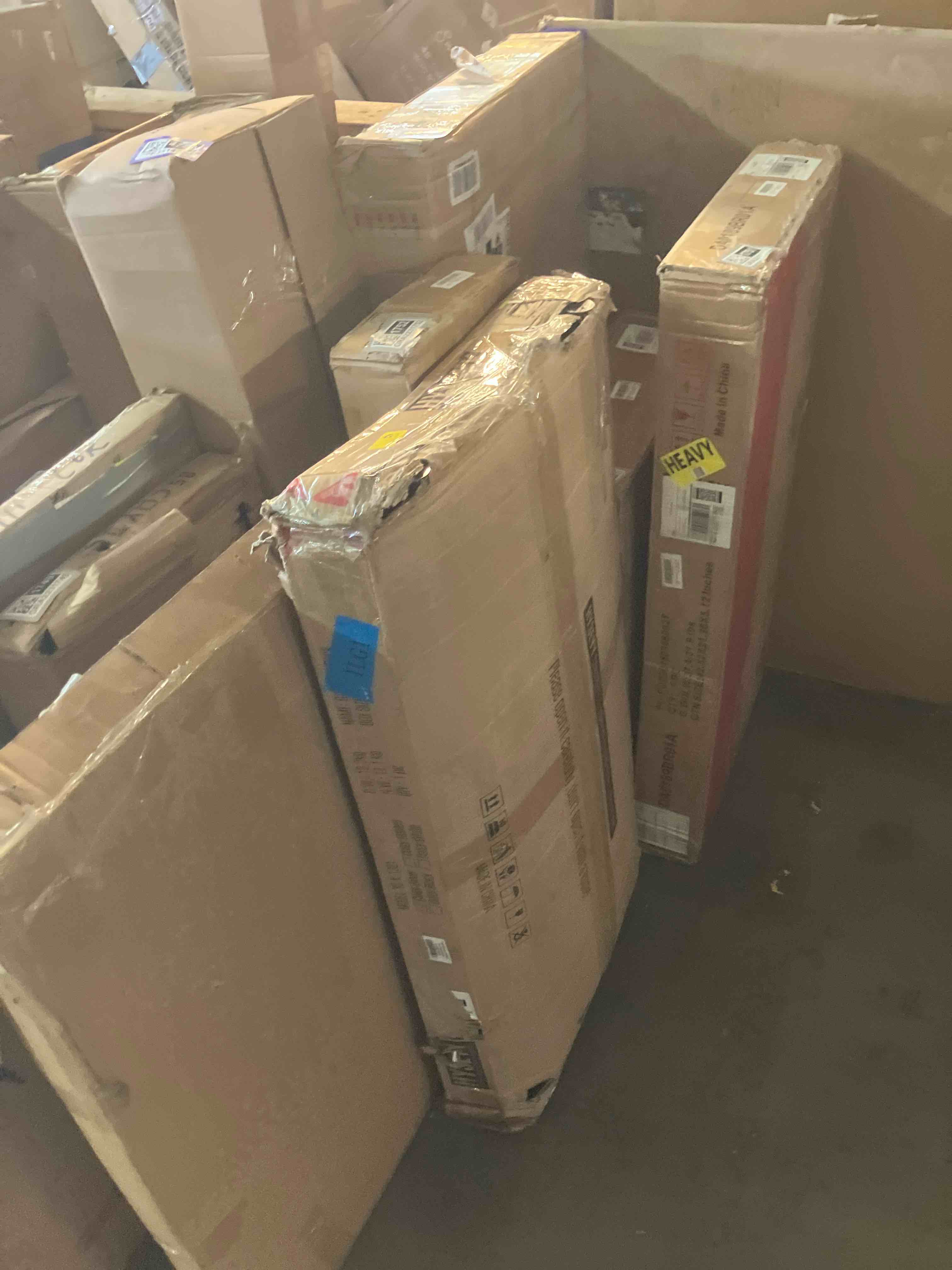 https://s3.amazonaws.com/lotting-images-prod/phillipi/GRA2231754_1760979463062.jpeg