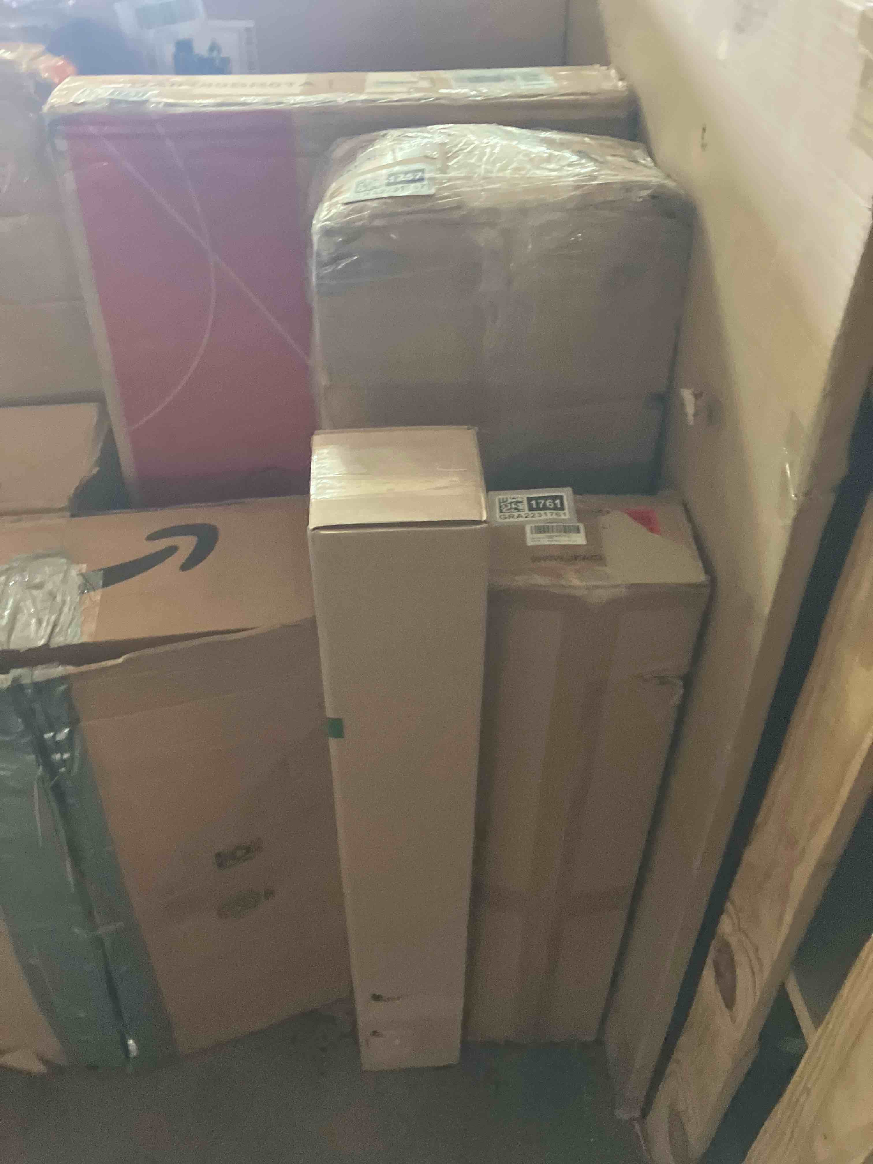 https://s3.amazonaws.com/lotting-images-prod/phillipi/GRA2231762_1760980793240.jpeg