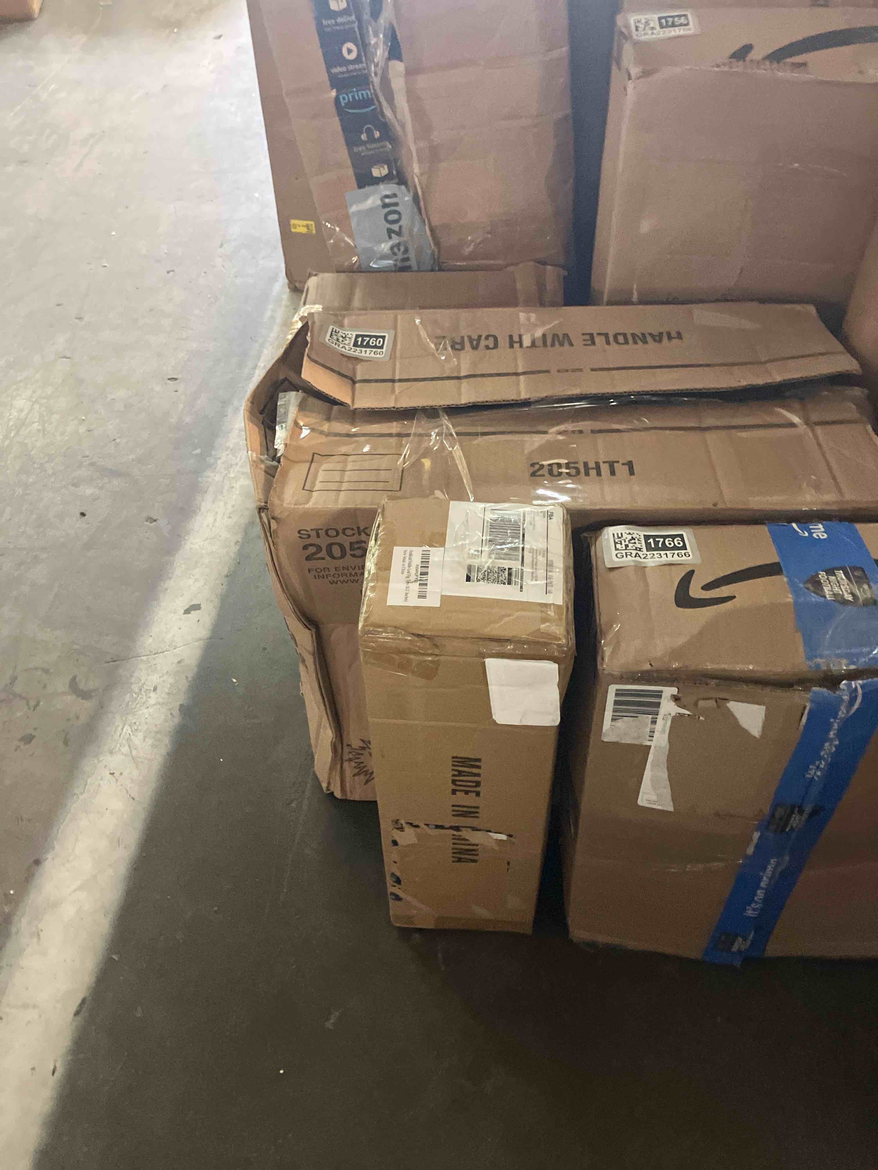 https://s3.amazonaws.com/lotting-images-prod/phillipi/GRA2231769_1760981598961.jpeg