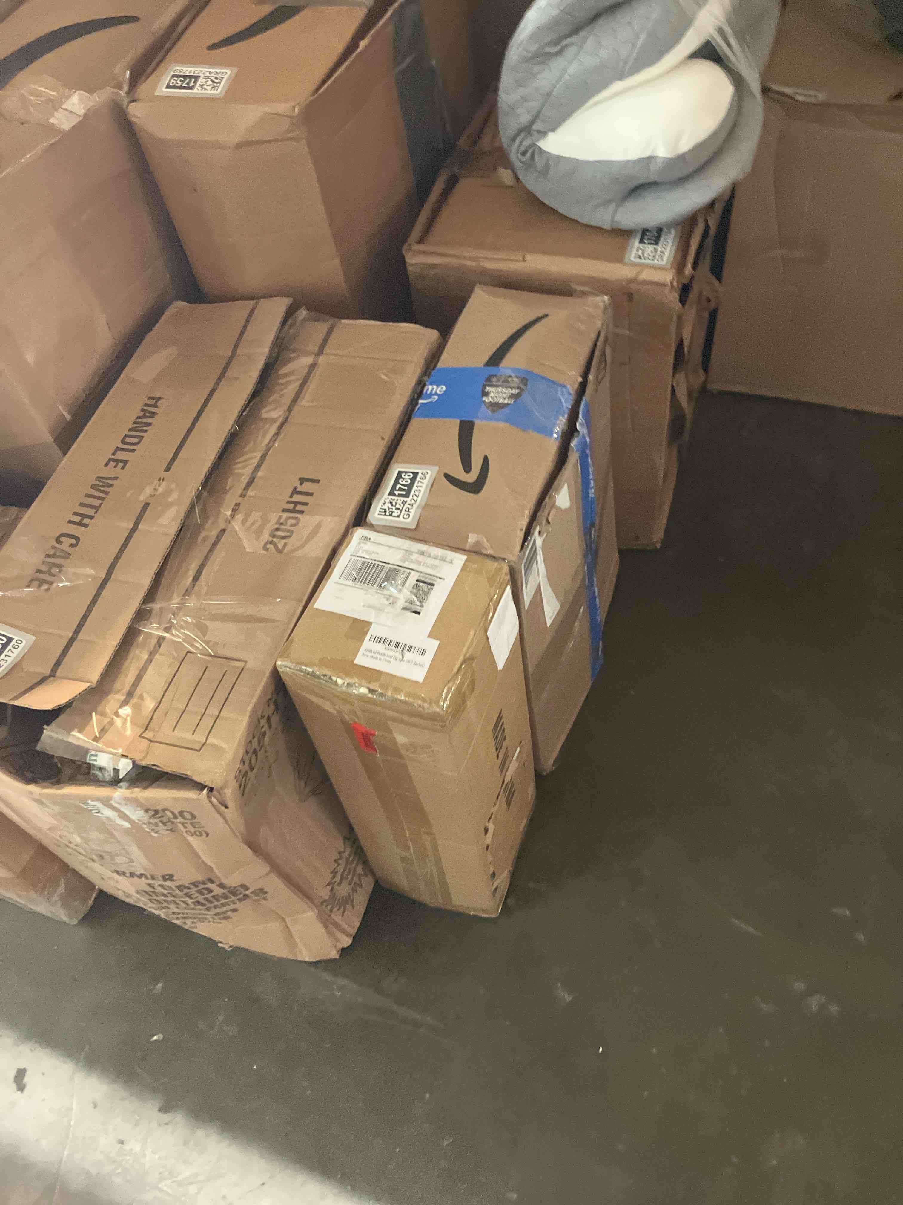 https://s3.amazonaws.com/lotting-images-prod/phillipi/GRA2231769_1760981601516.jpeg