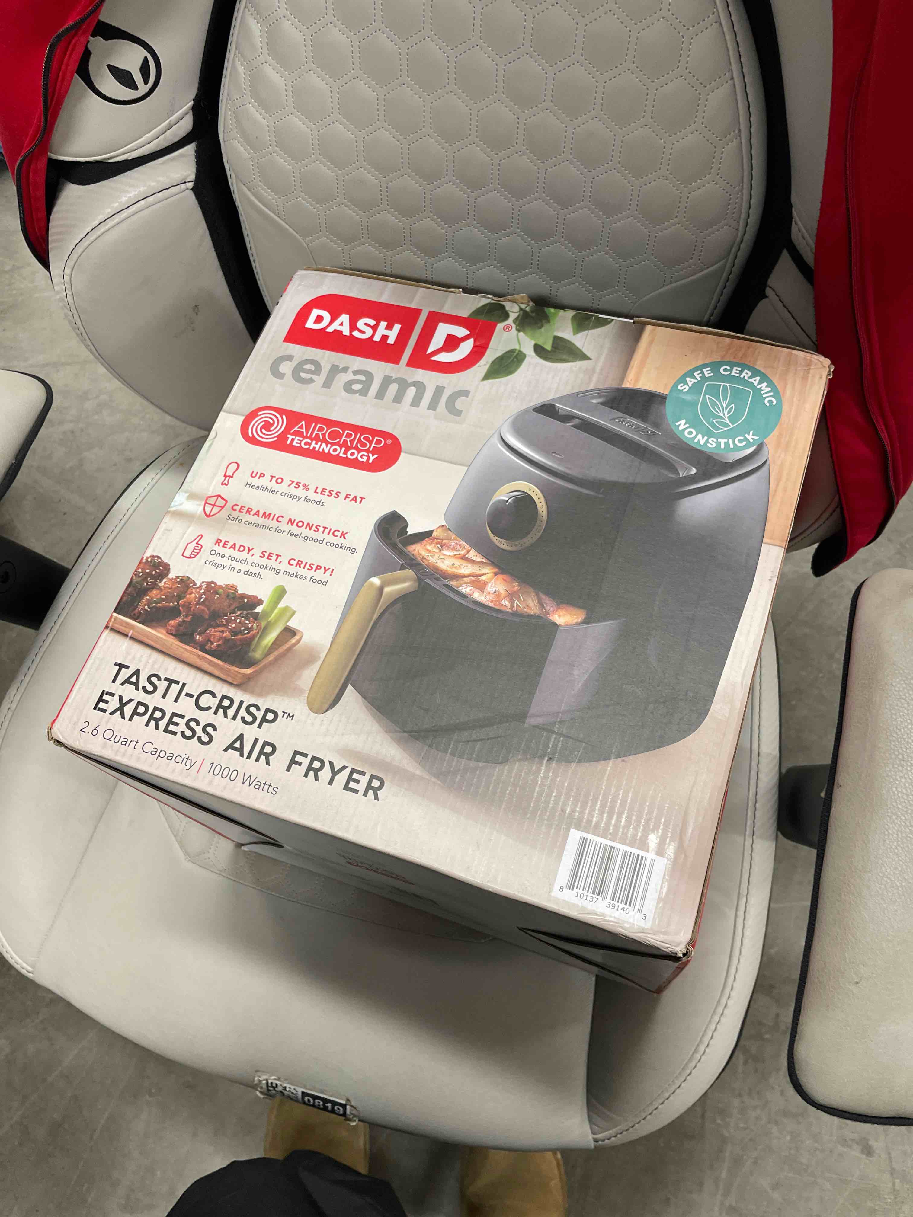 Condition photo showing New/Like New for dash dcaf12cgbgbk02 ceramic tasti-crisp express air fryer, 1000 watts, 2.6 qt capacity - black