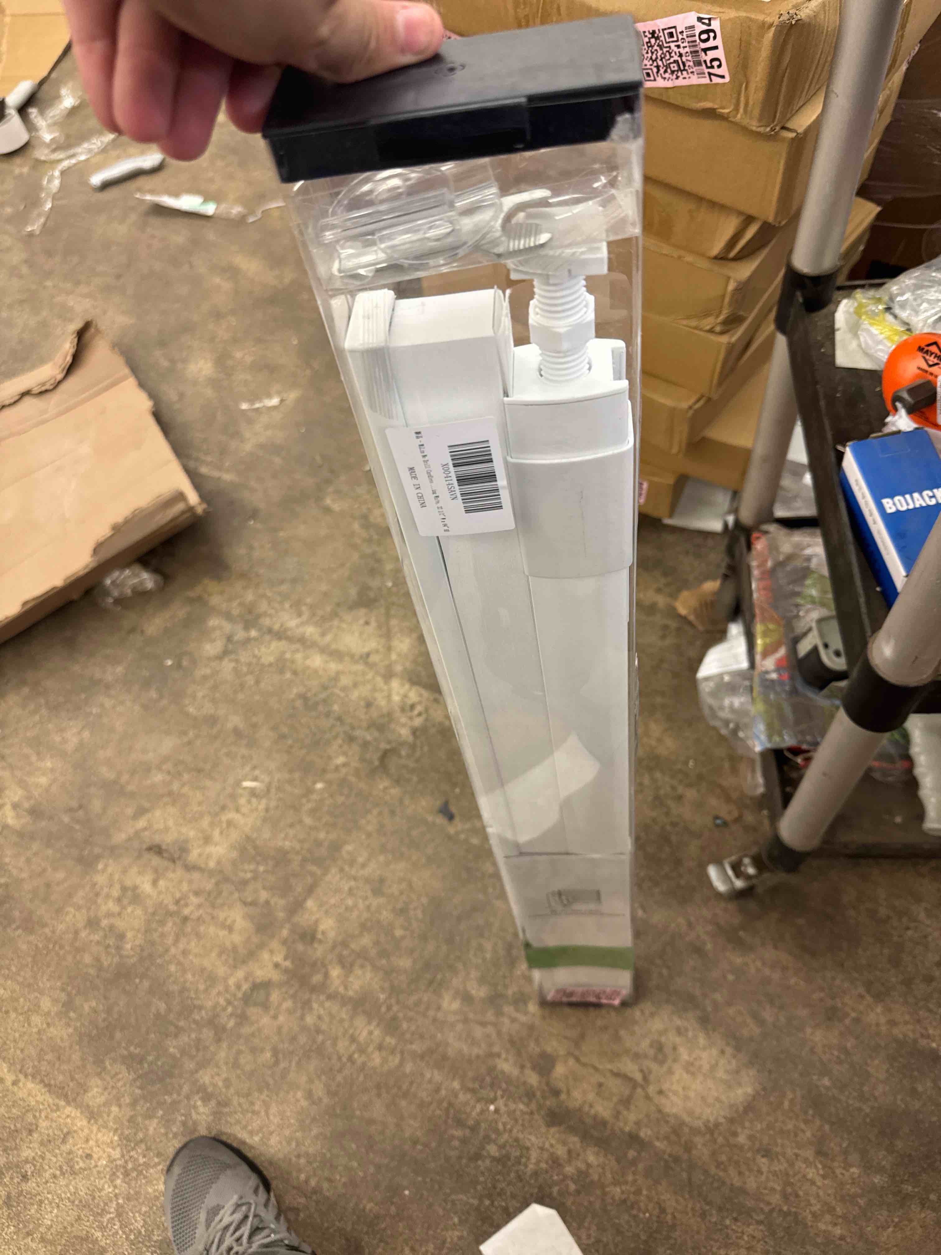 https://s3.amazonaws.com/lotting-images-prod/phillipi/GRA2233956_1748707936908.jpeg