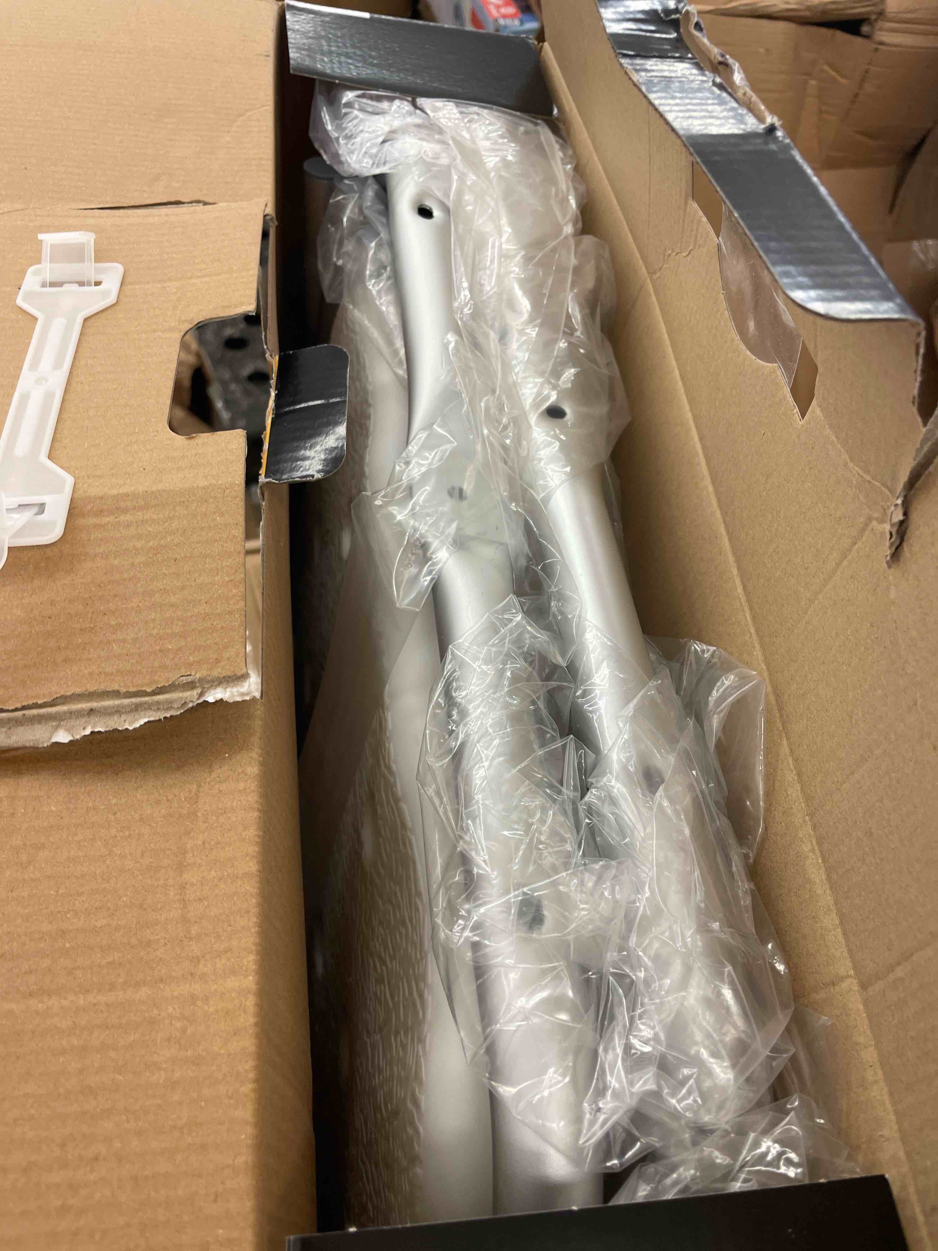 https://s3.amazonaws.com/lotting-images-prod/phillipi/GRA2233957_1748707972858.jpeg