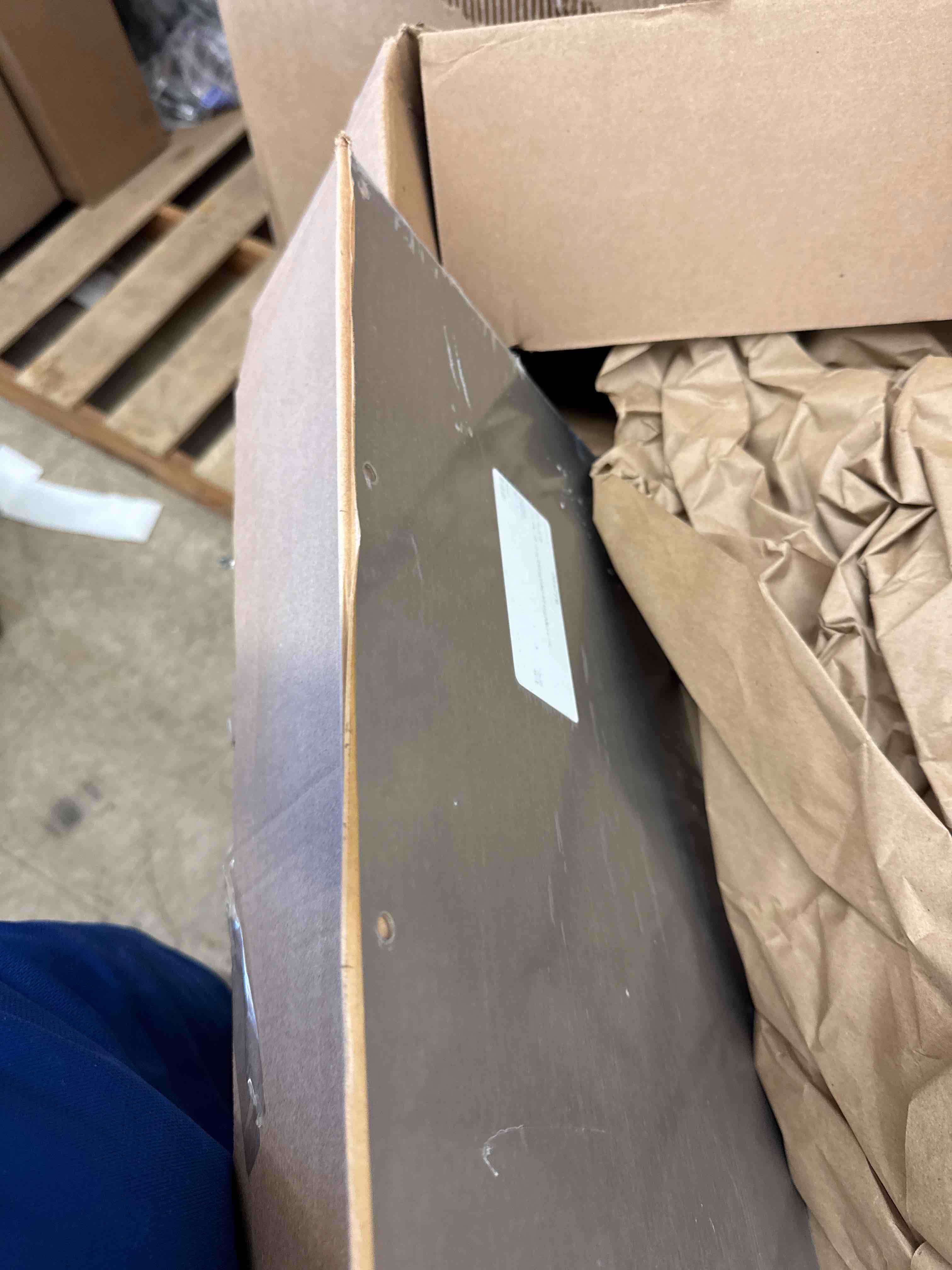 https://s3.amazonaws.com/lotting-images-prod/phillipi/GRA2234022_1748875598636.jpeg