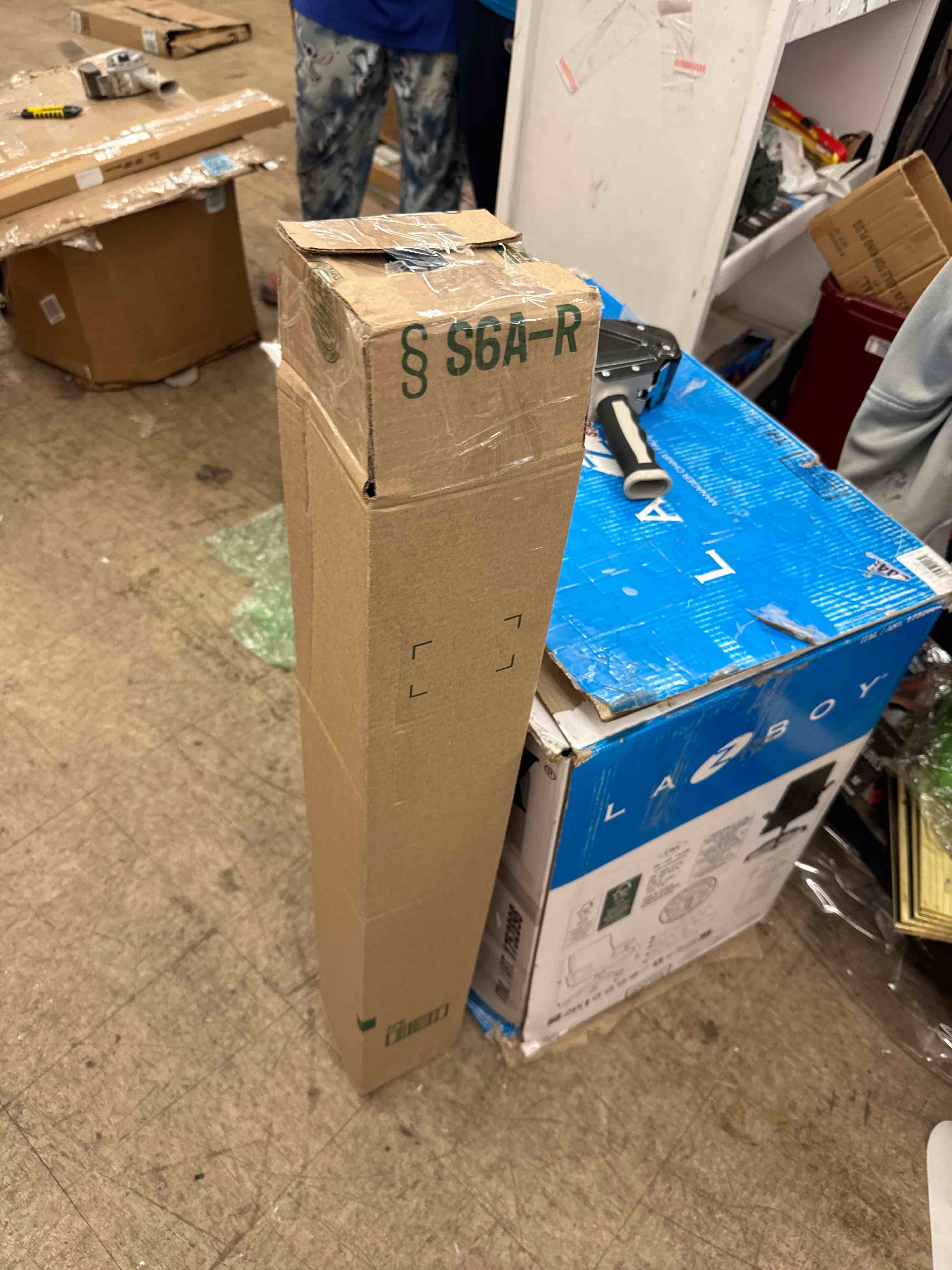 https://s3.amazonaws.com/lotting-images-prod/phillipi/GRA2234641_1749744282209.jpeg