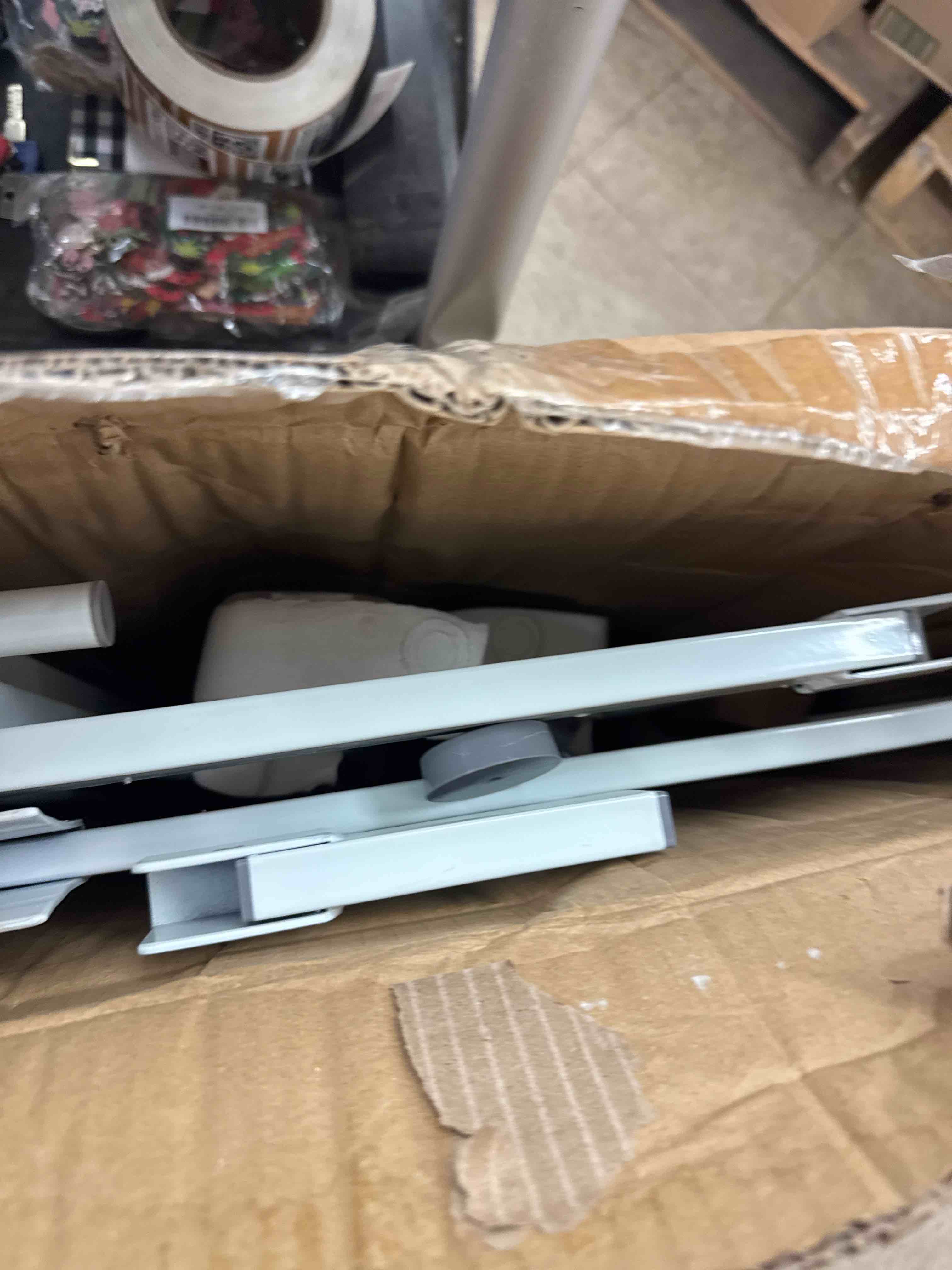 https://s3.amazonaws.com/lotting-images-prod/phillipi/GRA2235074_1750691418034.jpeg