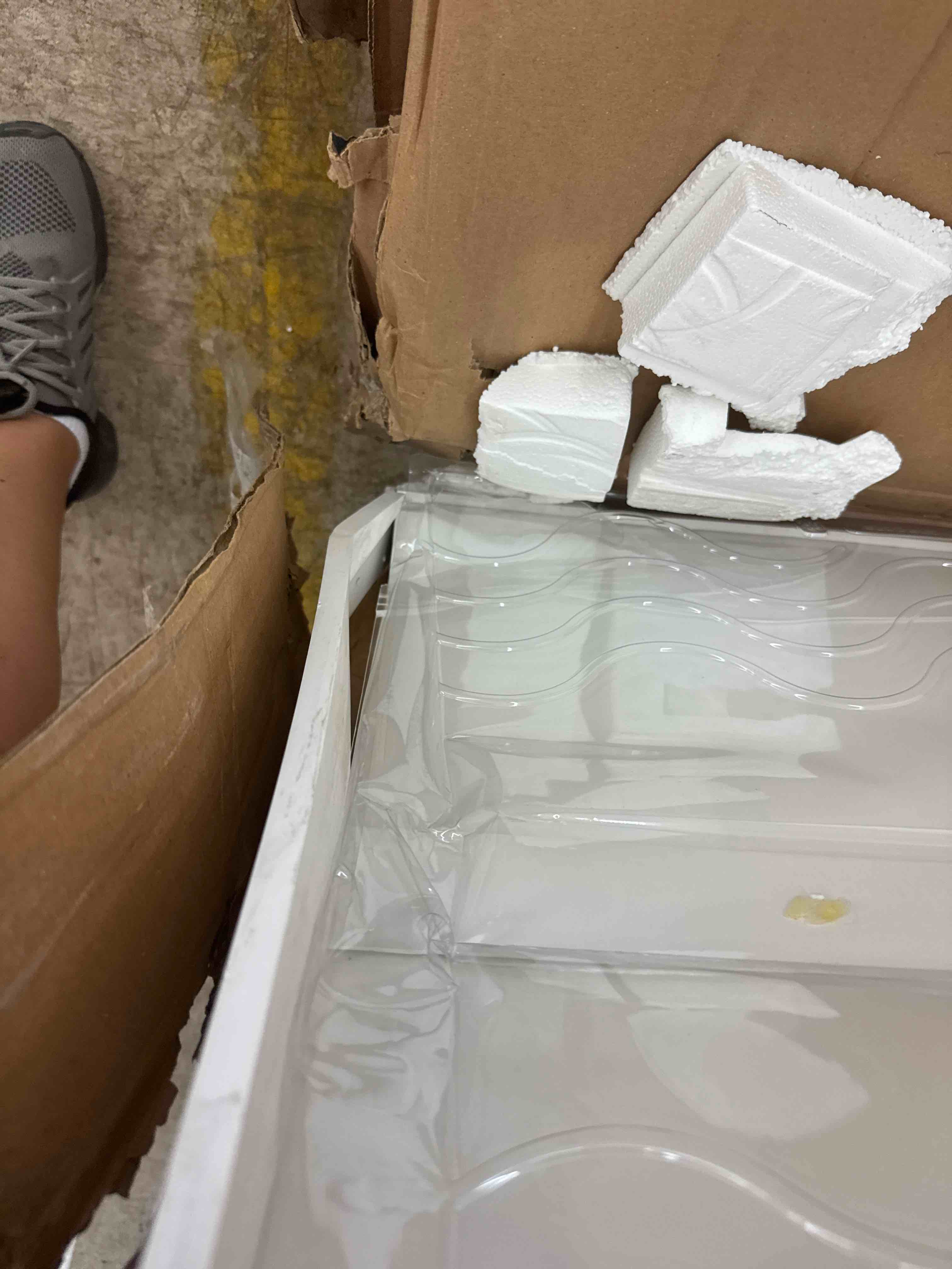 https://s3.amazonaws.com/lotting-images-prod/phillipi/GRA2235076_1750694772286.jpeg