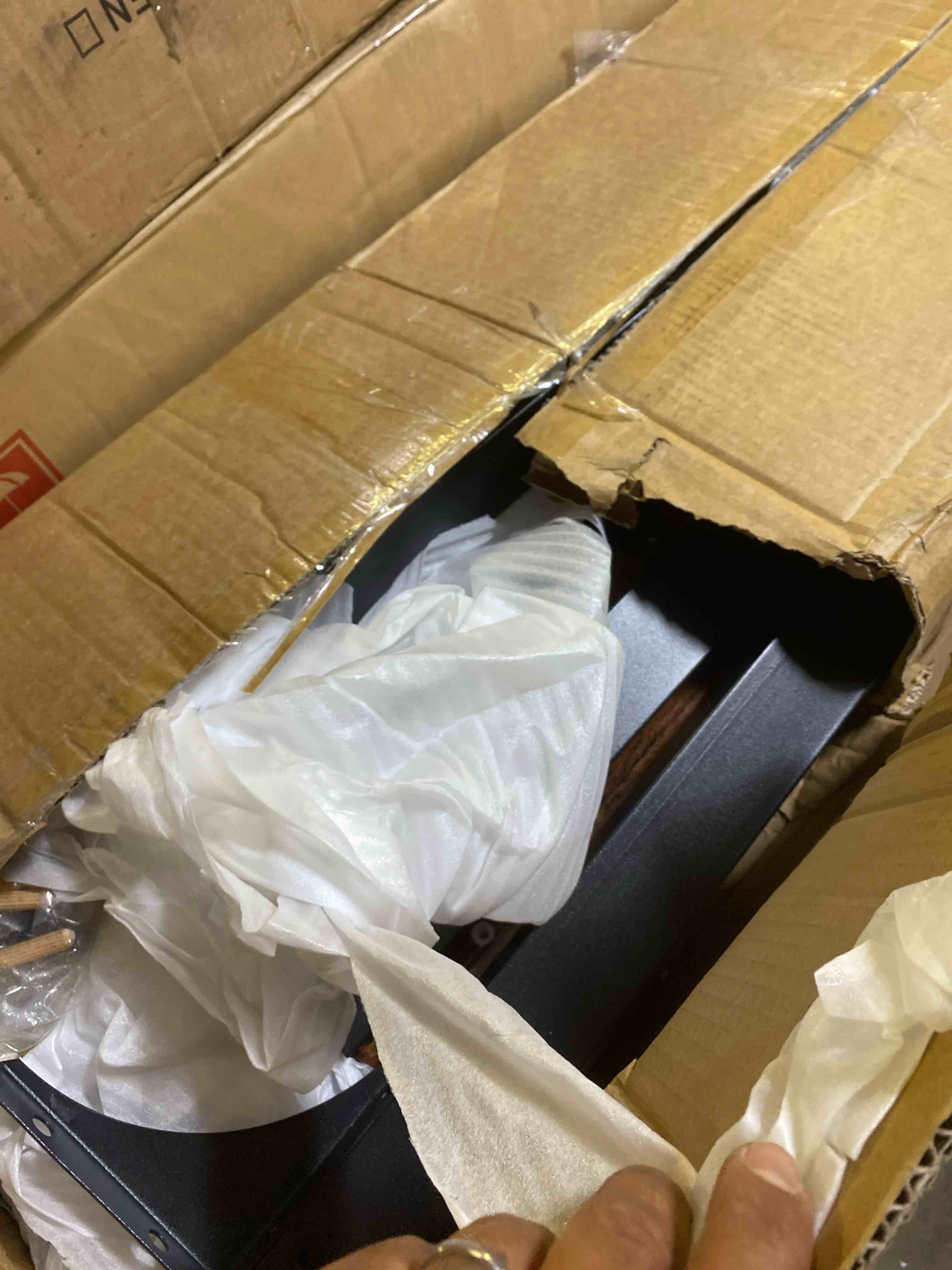 https://s3.amazonaws.com/lotting-images-prod/phillipi/GRA2235147_1750865130391.jpeg