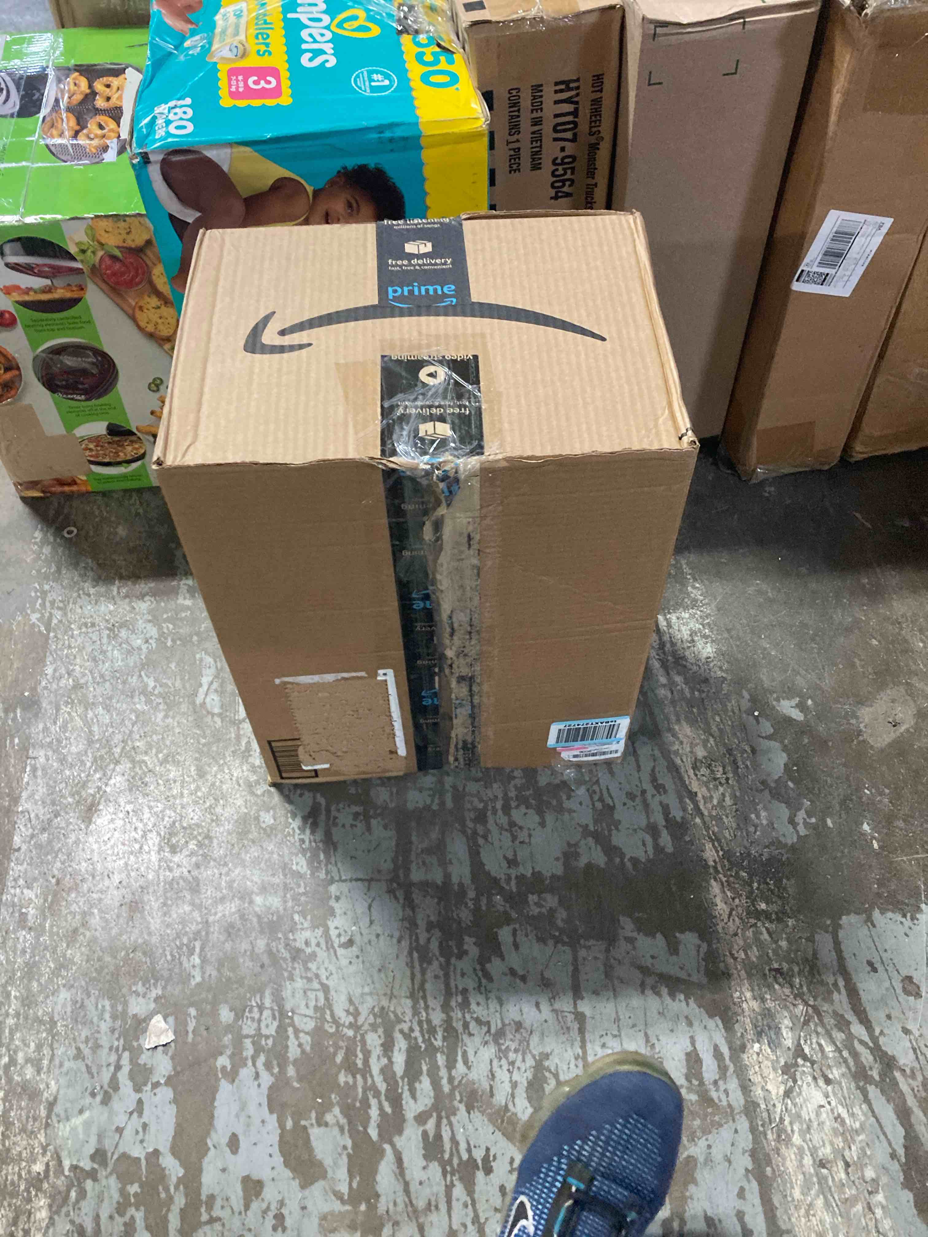 https://s3.amazonaws.com/lotting-images-prod/phillipi/GRA2235525_1754407860113.jpeg