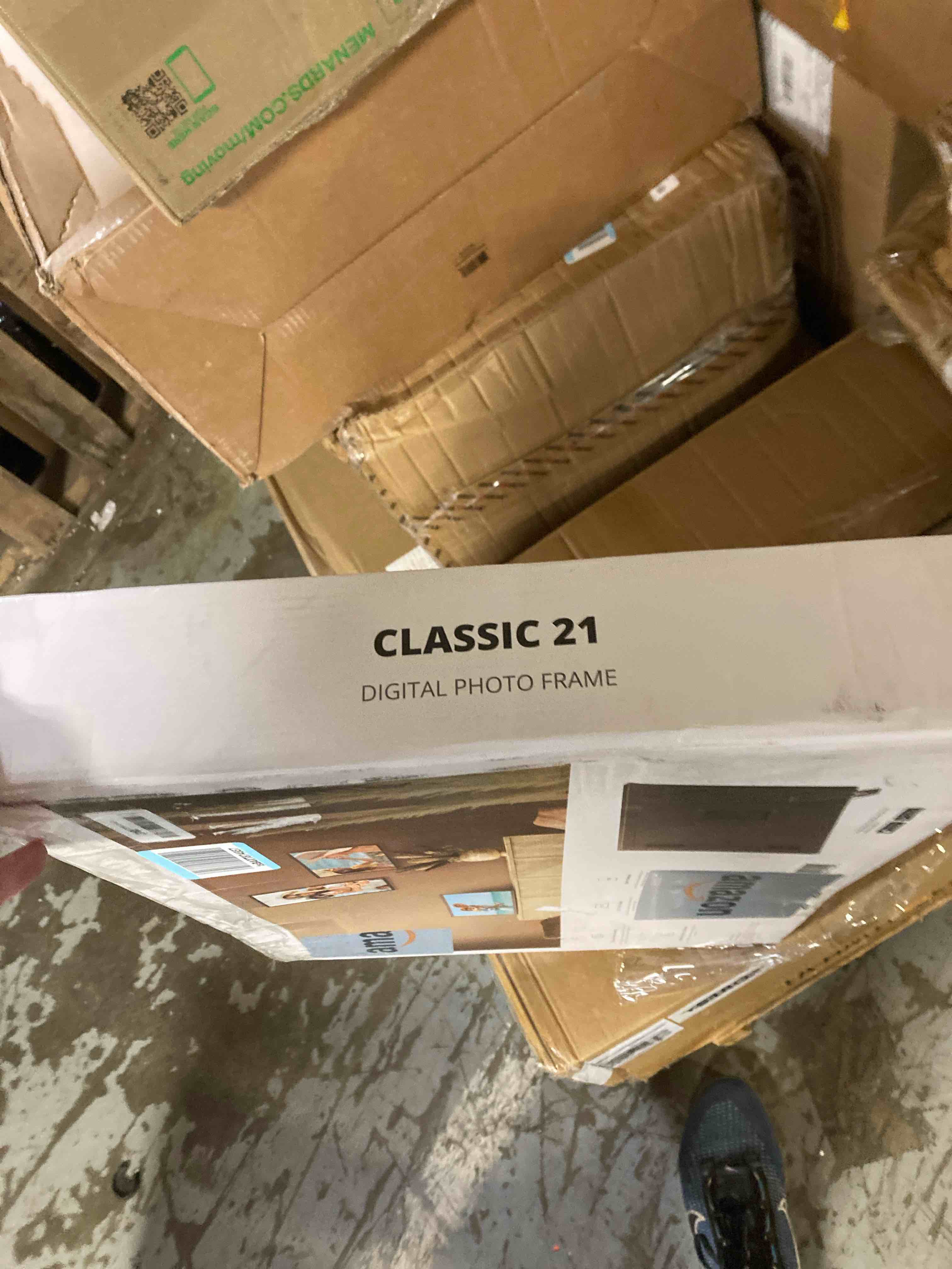 https://s3.amazonaws.com/lotting-images-prod/phillipi/GRA2235573_1754399574592.jpeg