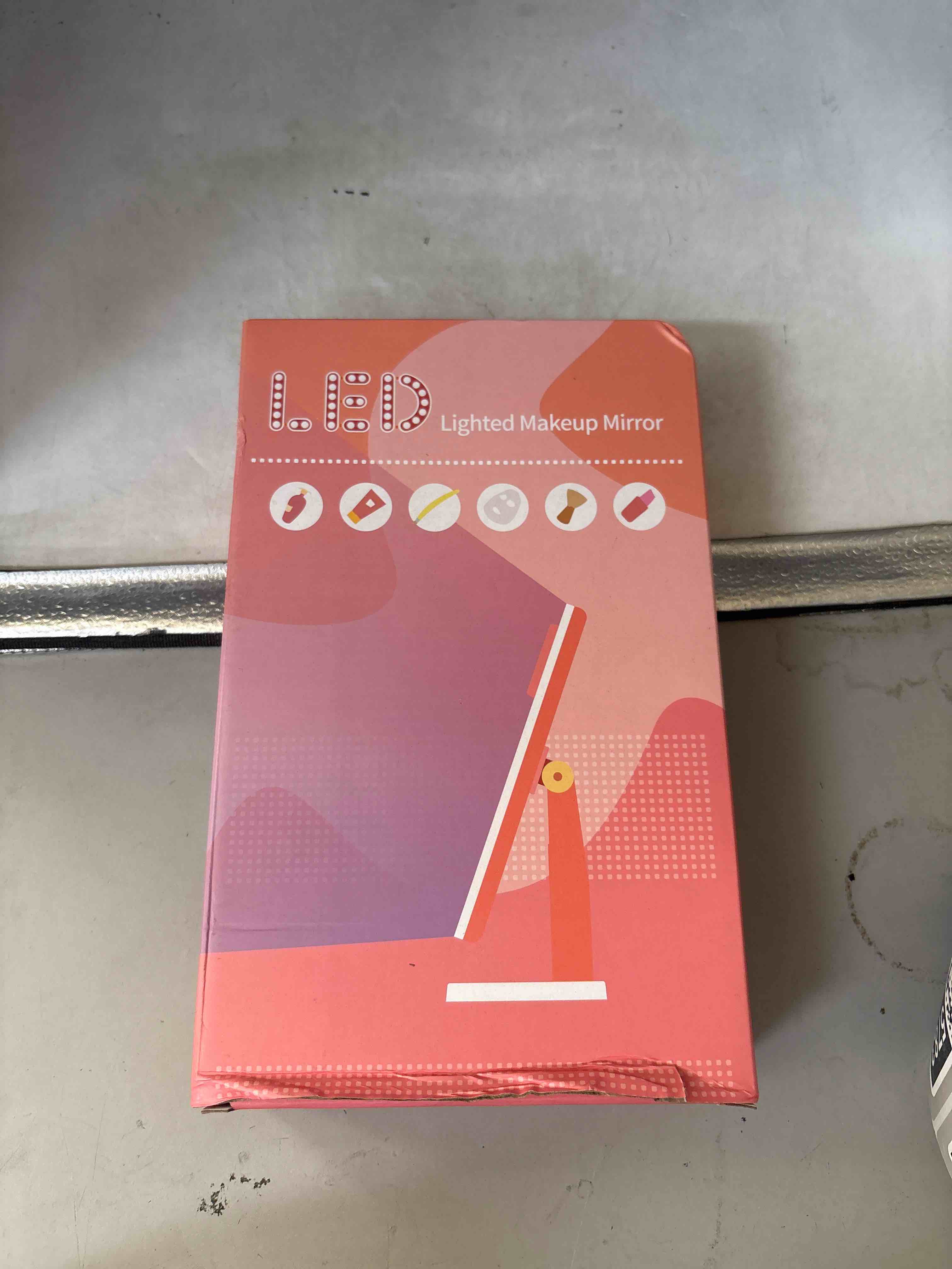 https://s3.amazonaws.com/lotting-images-prod/phillipi/GRA2235782_1754663551437.jpeg