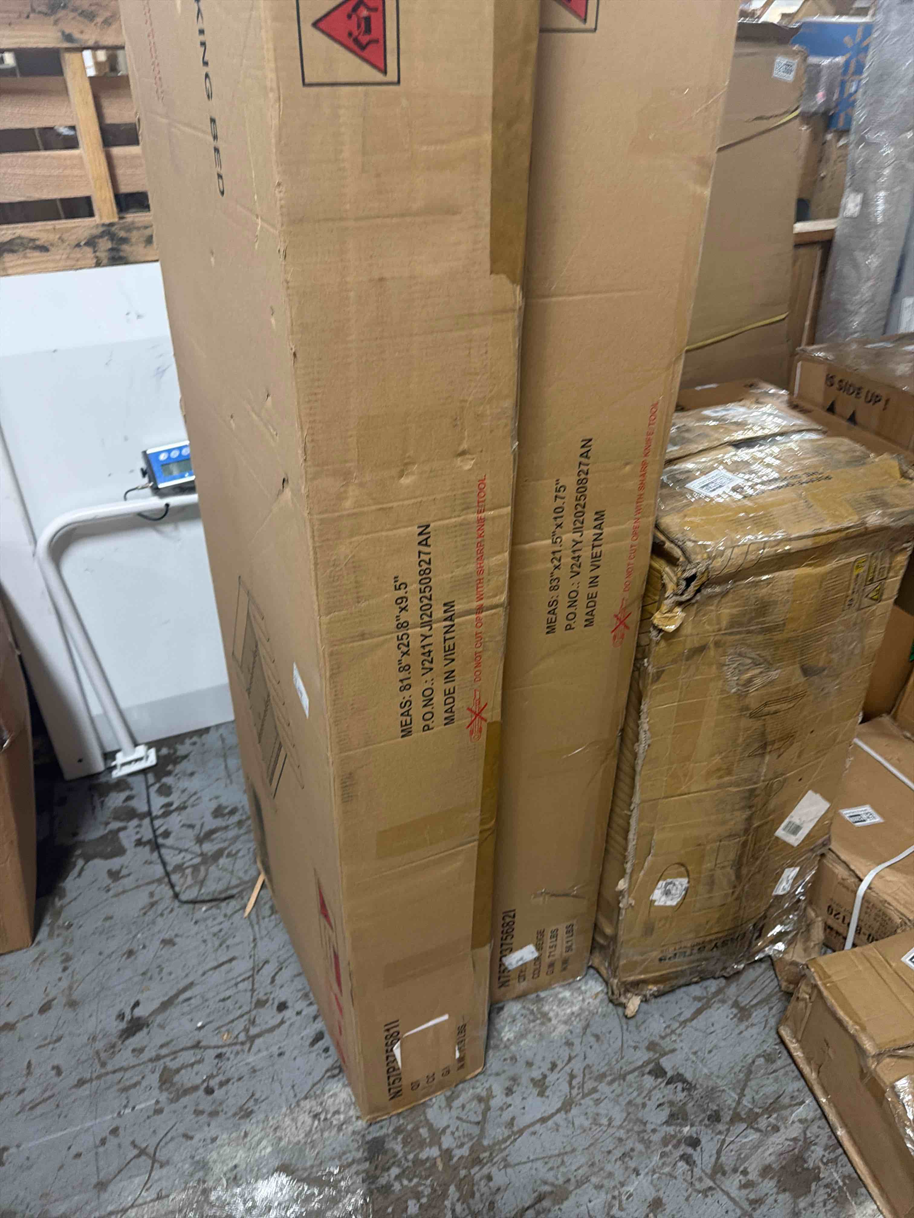 Condition photo showing New/Like New for king size storage upholstered bed frame, linen upholstered platform bedframe with 4 underbed storage drawers & vertical adjustable height headboard, wooden slats support, no box spring needed, grey