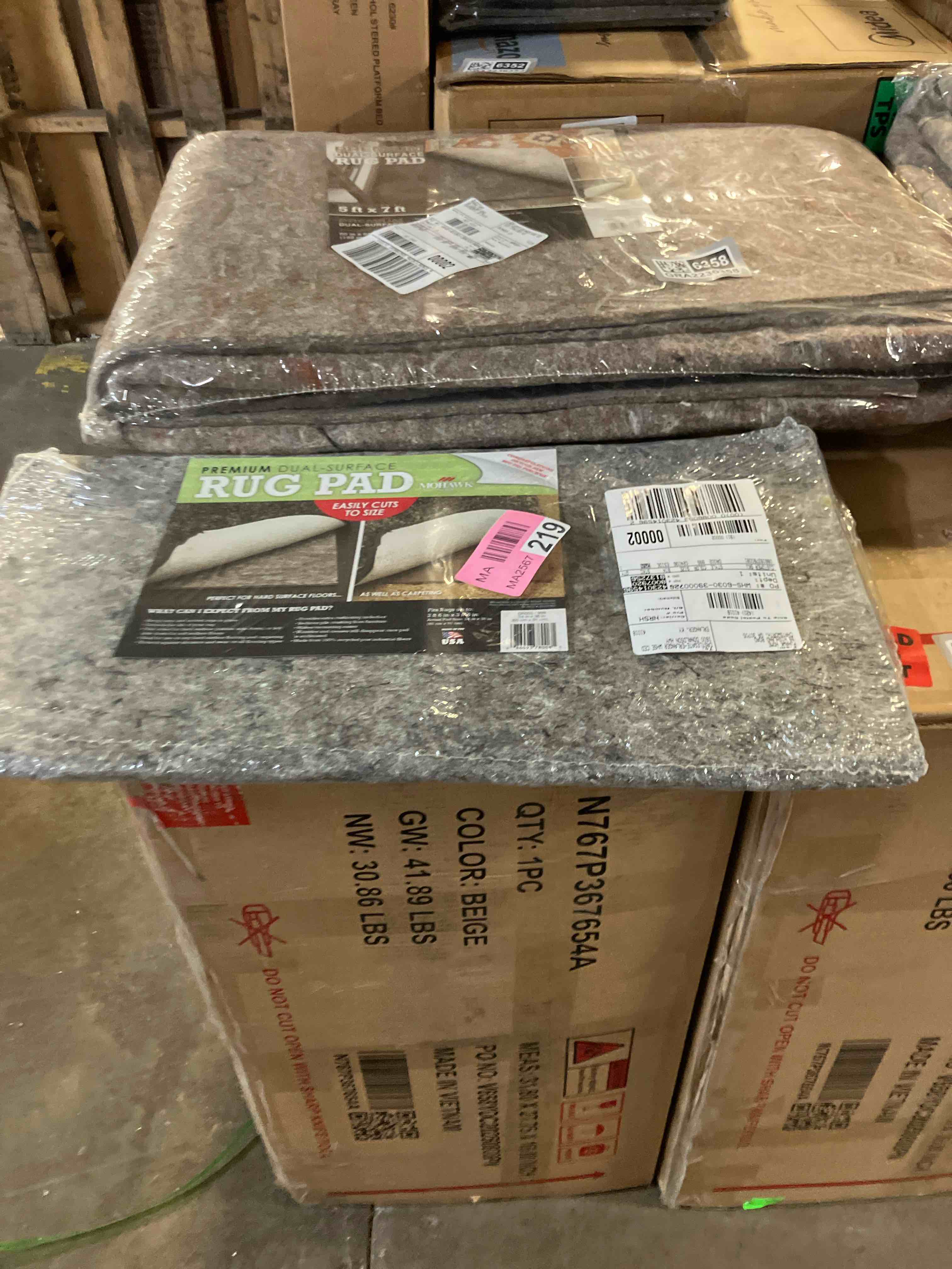 Condition photo showing New/Like New for mohawk home supreme dual-surface 1/4 in. rug pad, grey, 2x3 ft