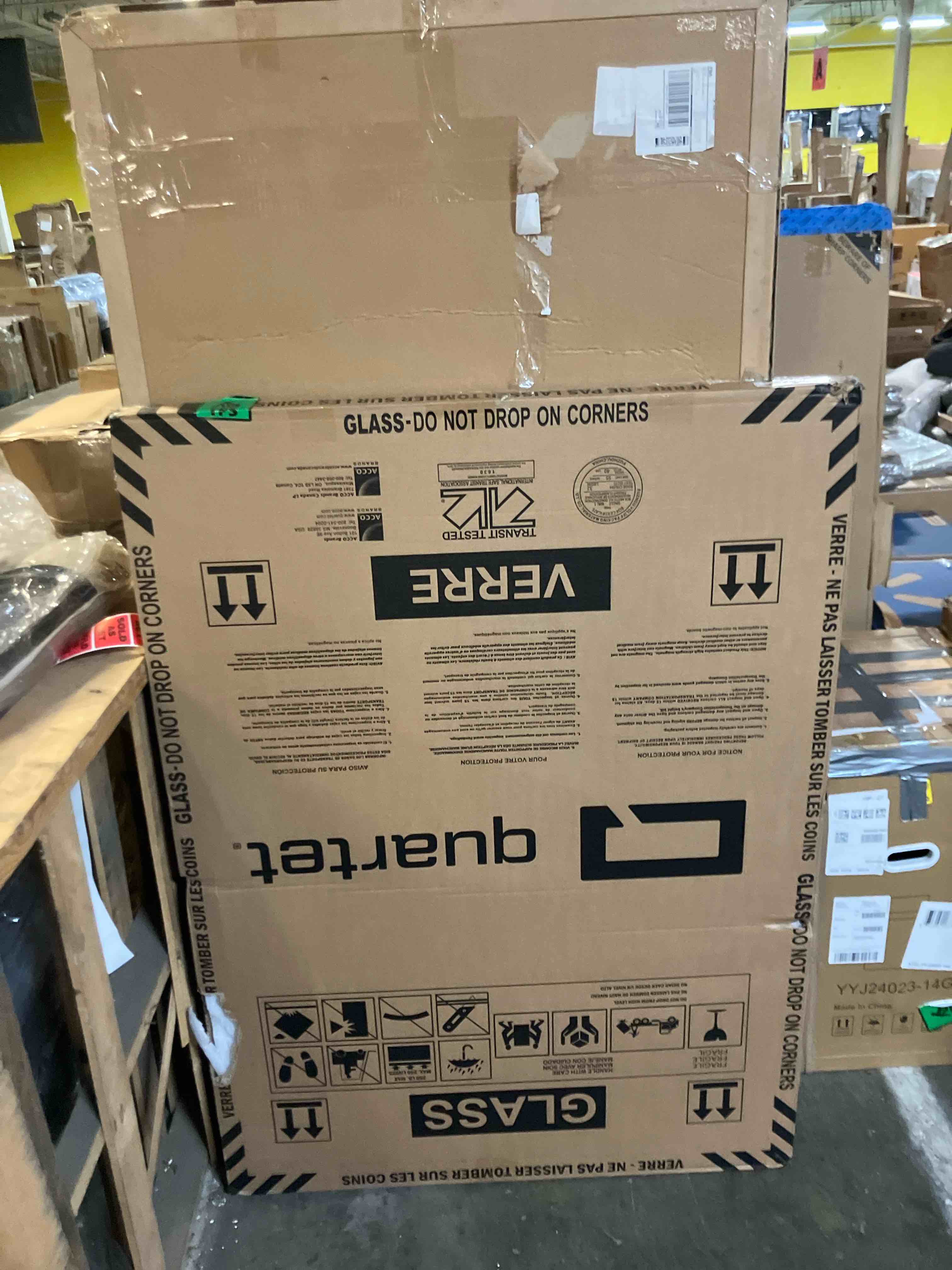 Condition photo showing New/Like New for quartet magnetic glass dry erase white board, 48''w x 36''h whiteboard, infinity frameless mounting, white surface (g4836w) white 48''w x 36''h