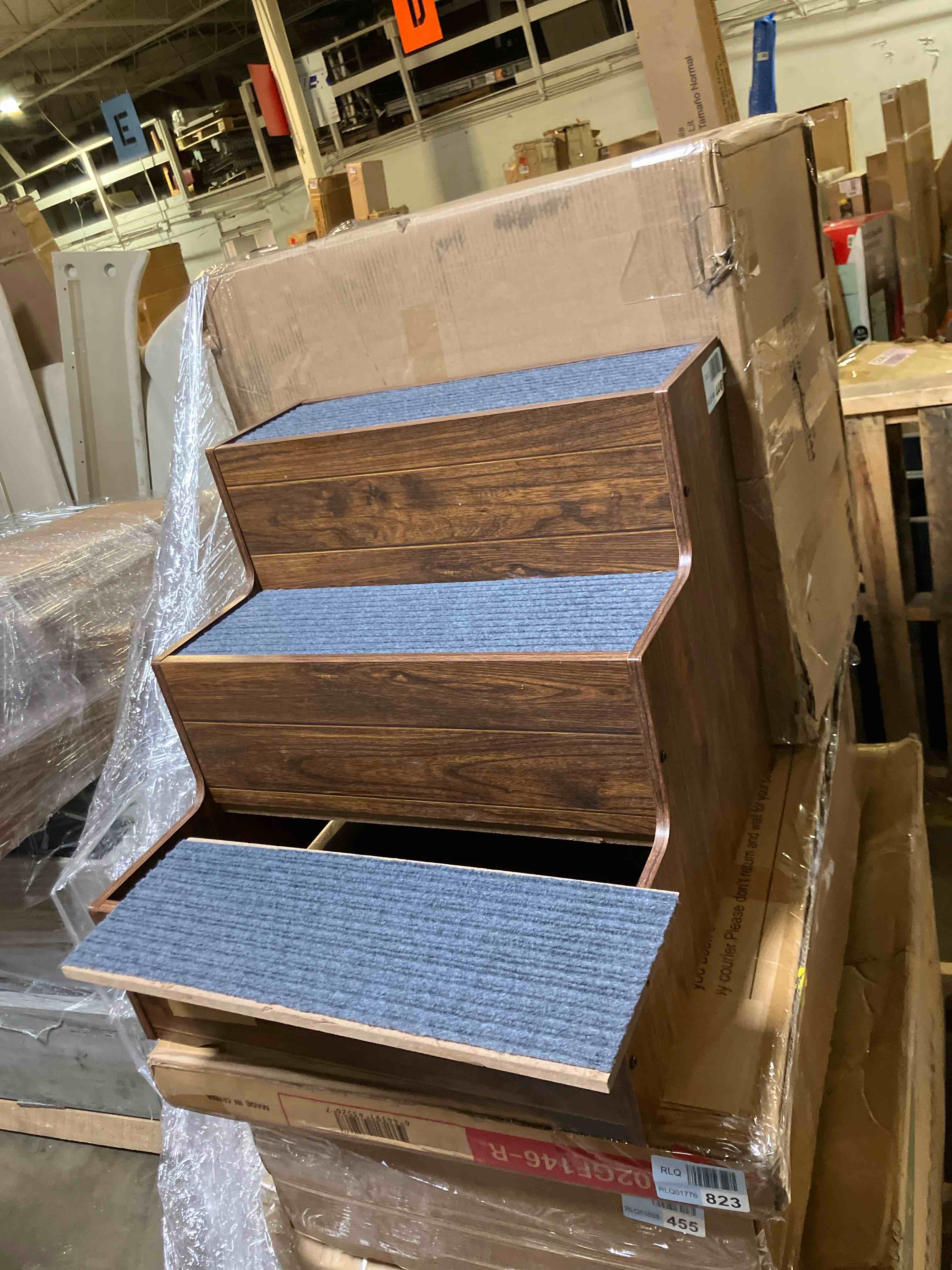 Condition photo showing Good Condition for beenbkks furniture style dog stairs, pet steps for small dogs and cats, wooden non-slip pet ladder for elderly injured pets short legged puppy to reach couch sofa high bed windowsill (bottom step missing screws)