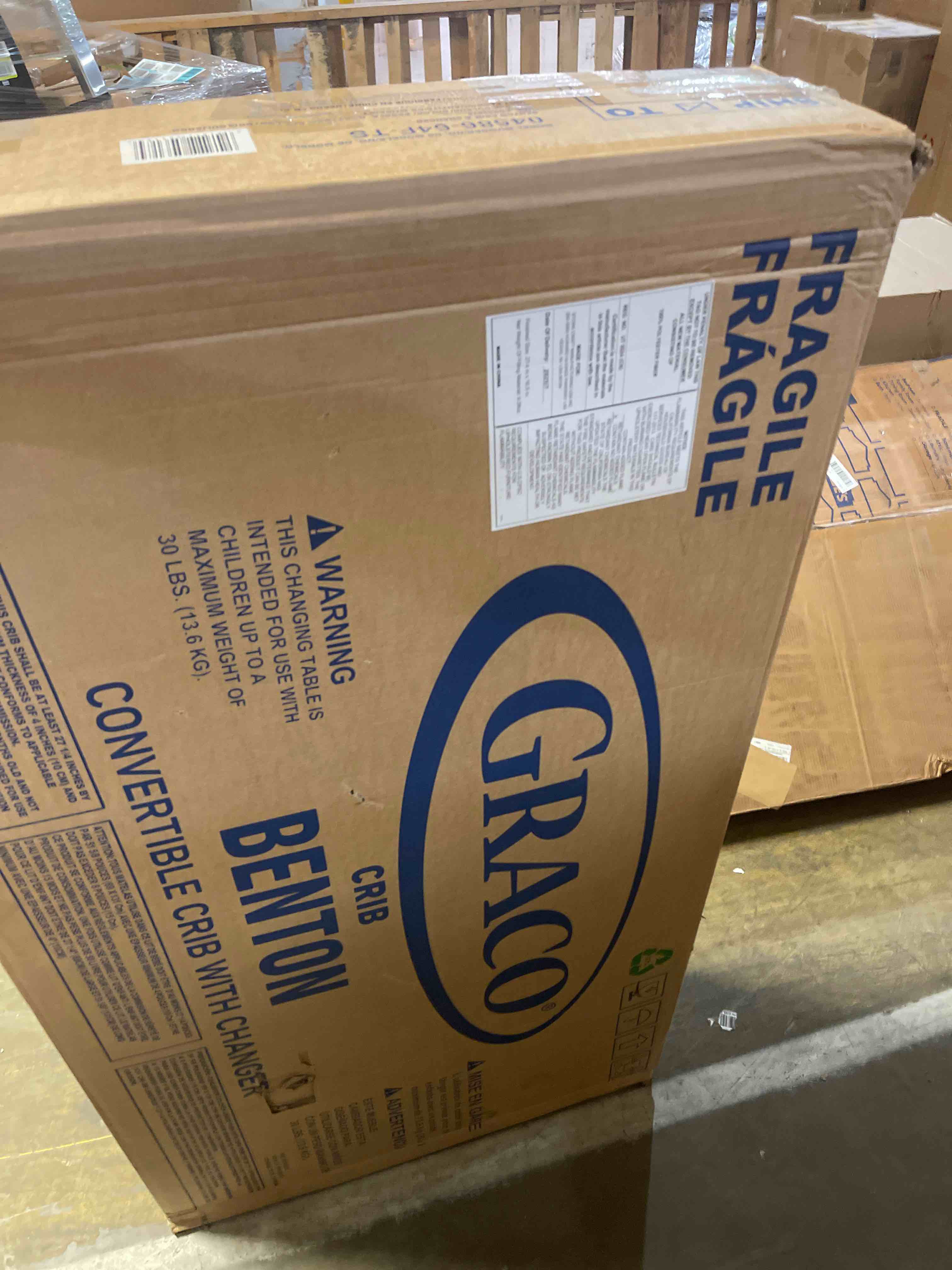 Condition photo showing New/Like New for graco graco theo 4-in-1 black convertible crib