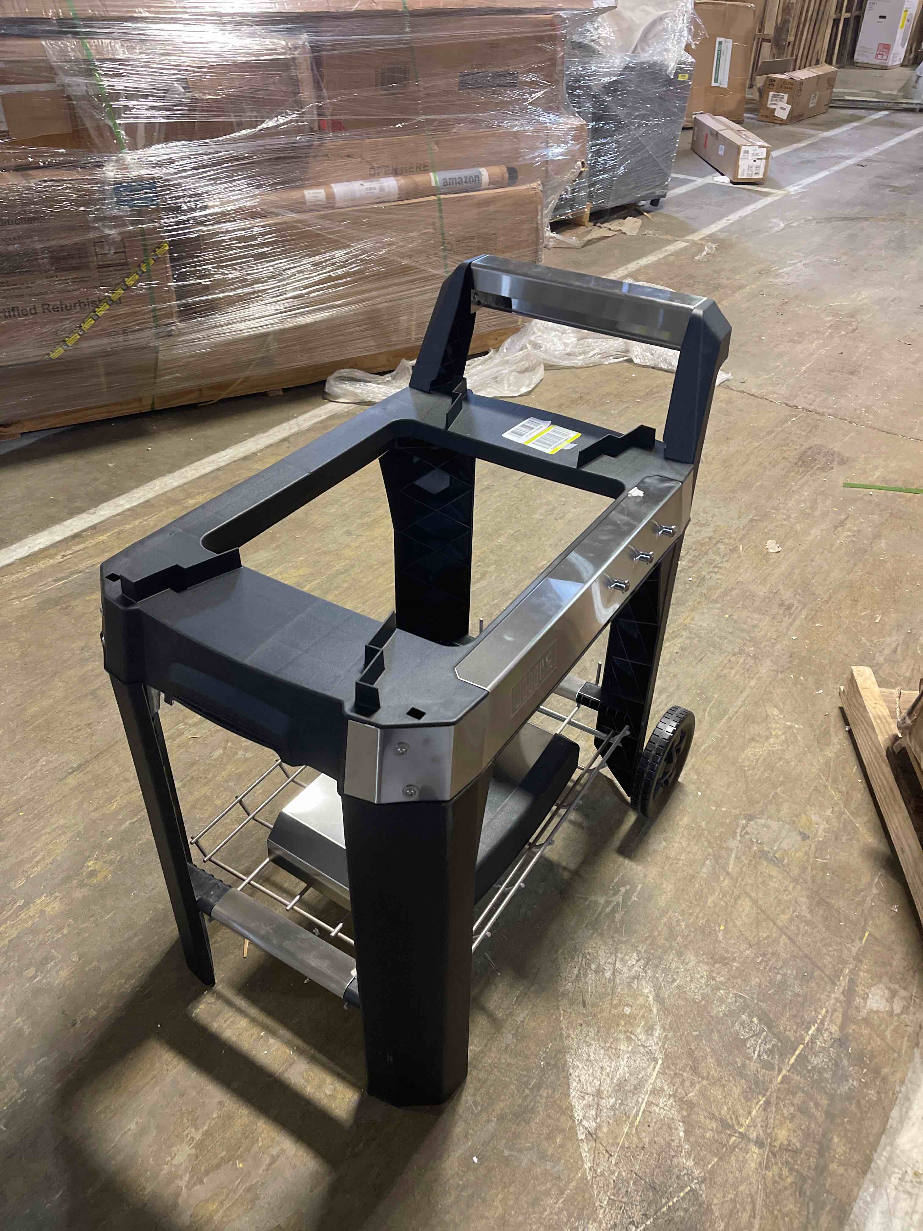 Condition photo showing Good Condition for pulse 2000 electric grill cart