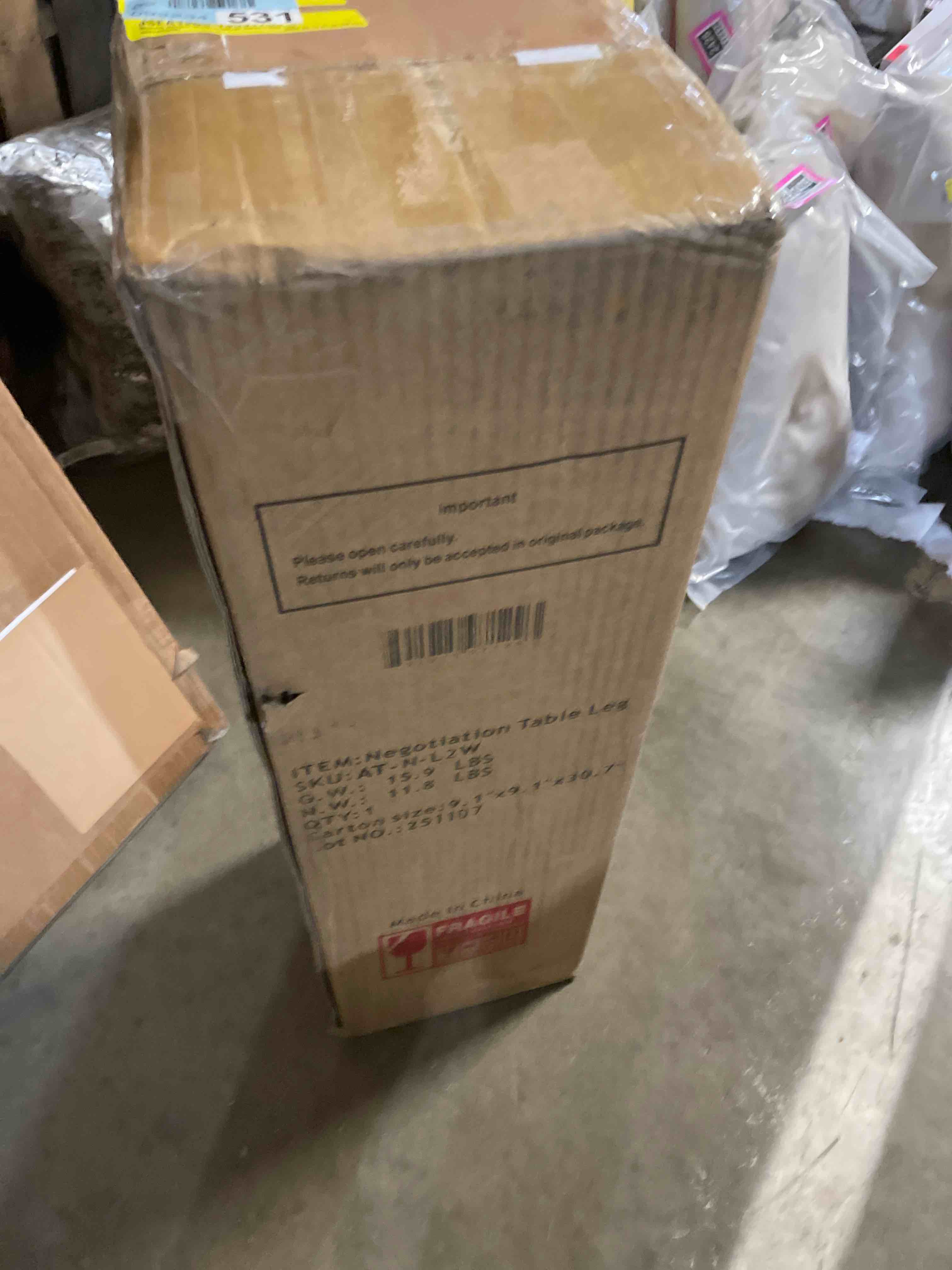 Condition photo showing New/Like New for leg only modern square white sintered stone table top