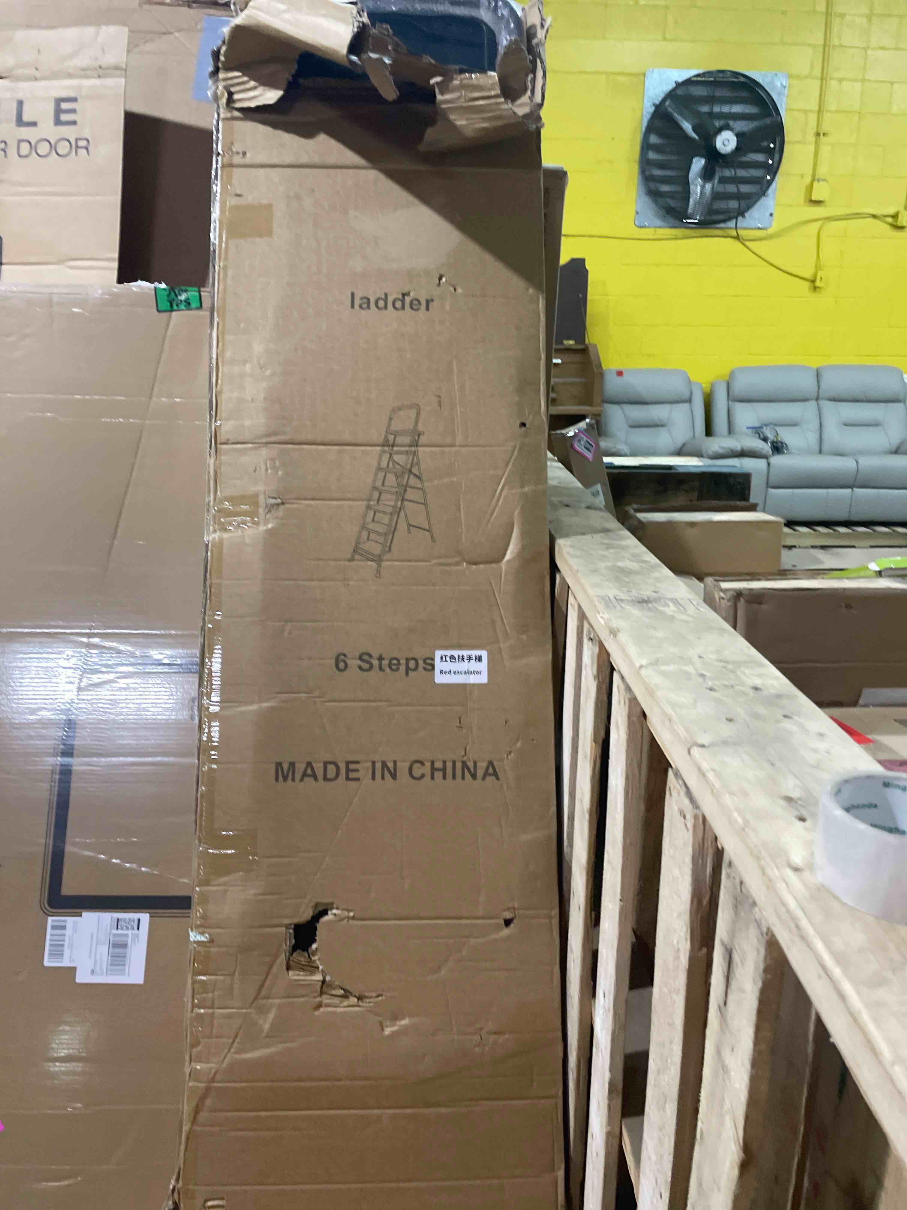 Condition photo showing Good Condition for step ladder with platform,folding step stool 330 lbs load,heavy duty step ladders with anti-slip widen pedals,handrail,safe-lock design,step ladder for adults (red, 6 step+handrail)