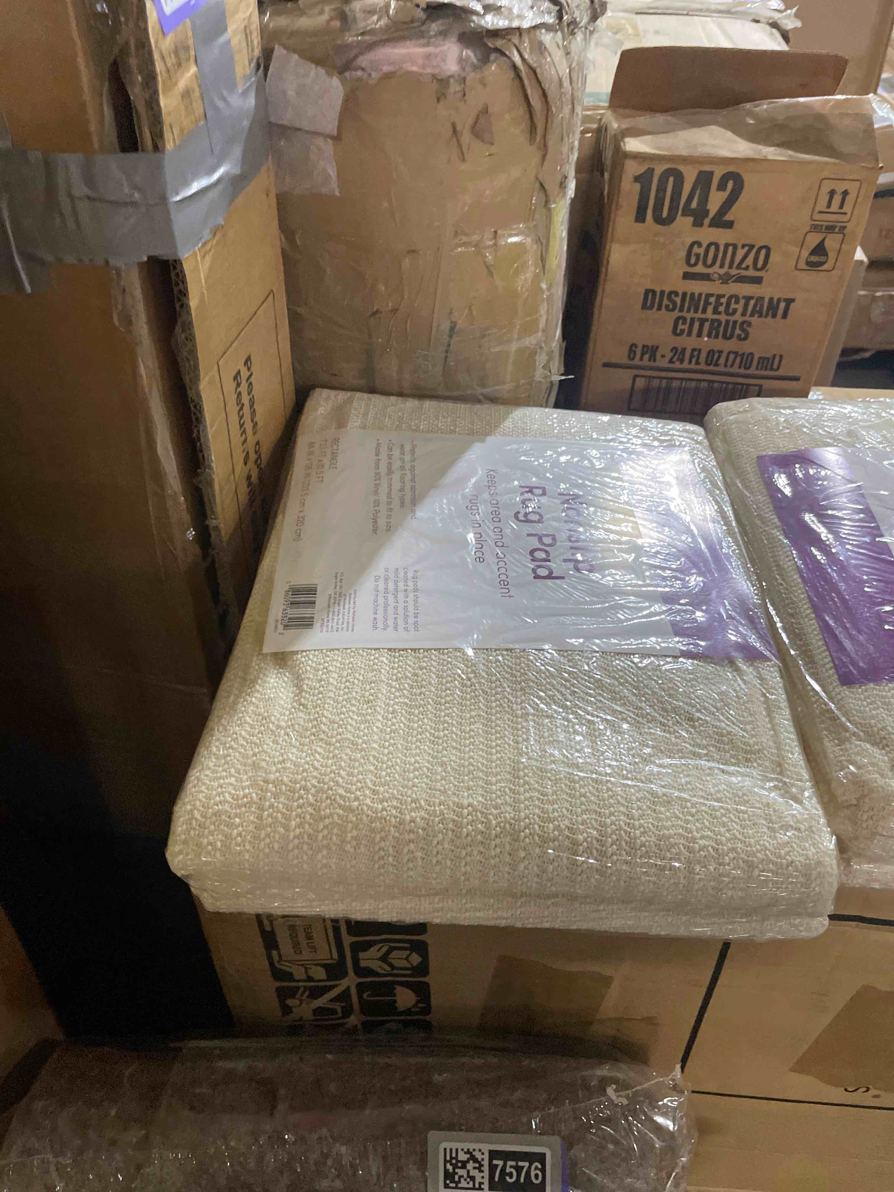 Condition photo showing New/Like New for mohawk hold fast rug gripper 7  4 x10  6  tan