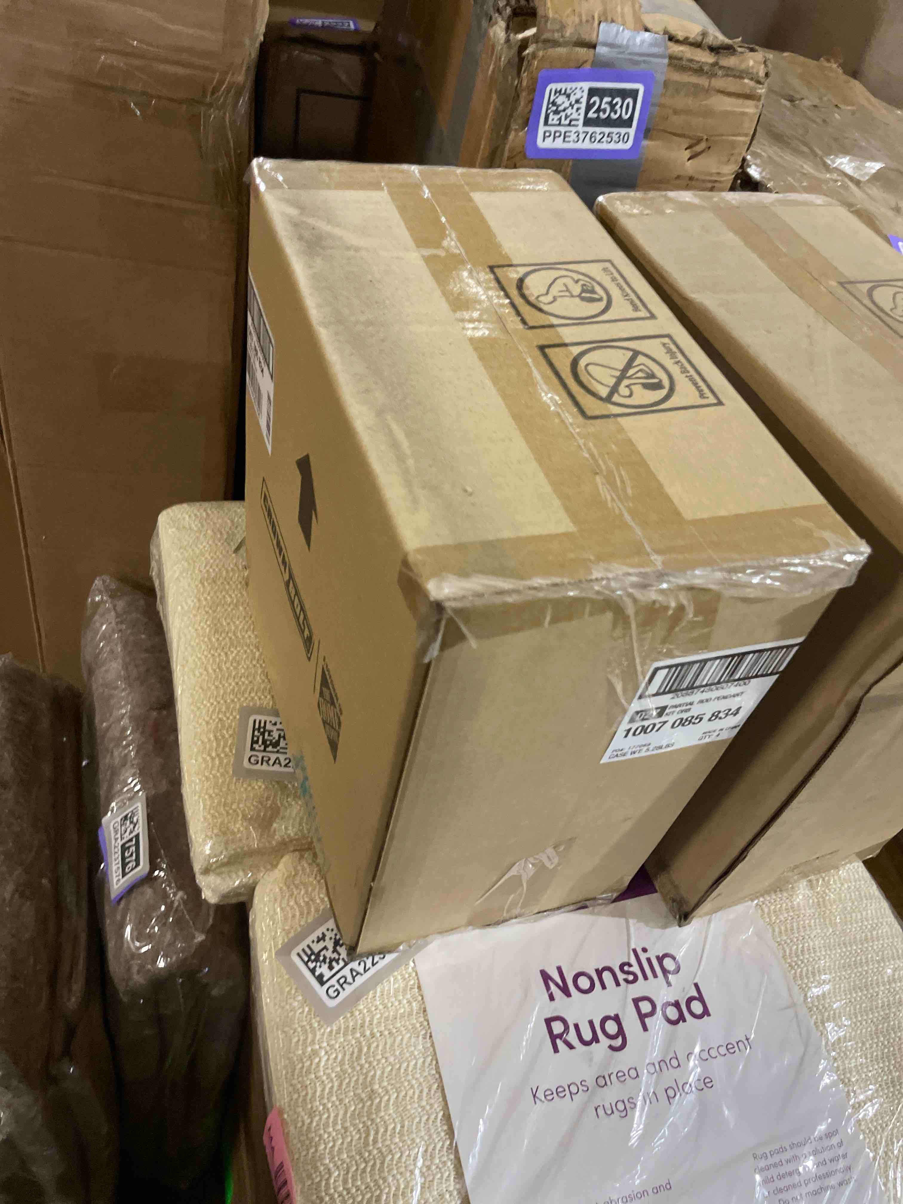 https://s3.amazonaws.com/lotting-images-prod/phillipi/GRA2237580_1776100633082.jpeg