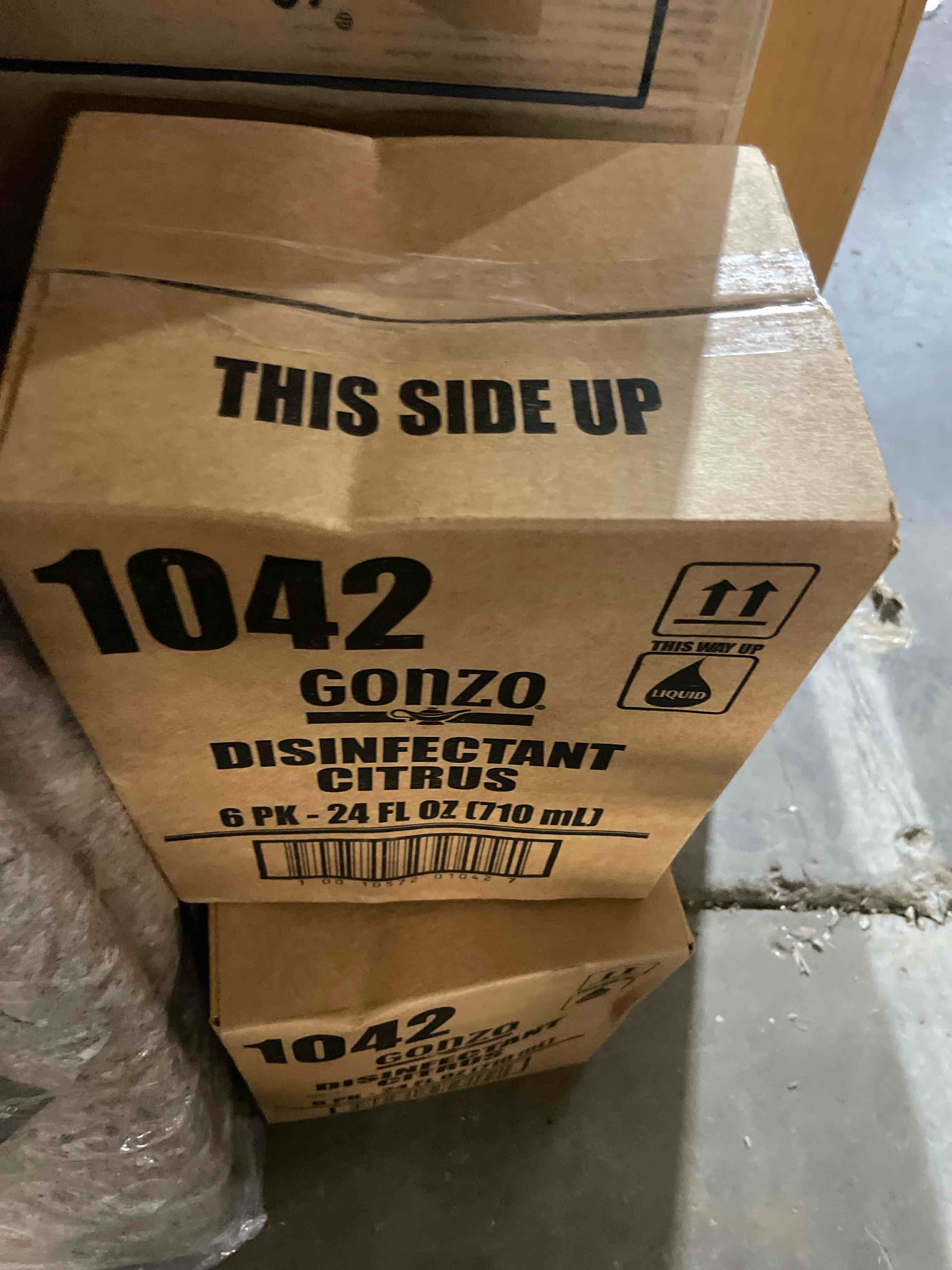 Condition photo showing New/Like New for 6 pack weiman gonzo desinfectant citrus 24fl + free microfiber cleaning cloth