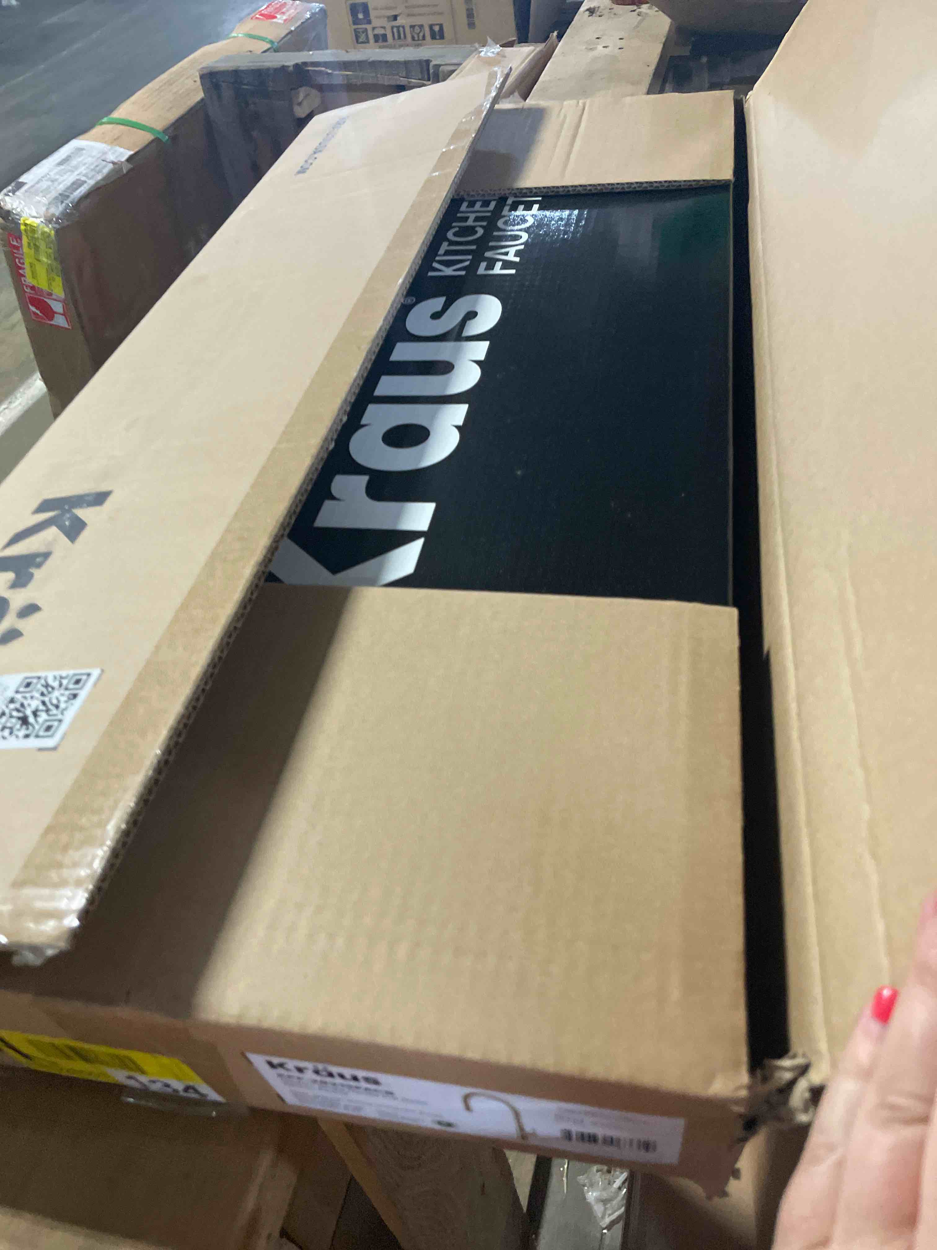 Condition photo showing New/Like New for kraus oletto high-arc single handle pull-down kitchen faucet in spot free antique champagne bronze, kpf-2821sfacb spot free antique champagne bronze 21 inch high arc faucet