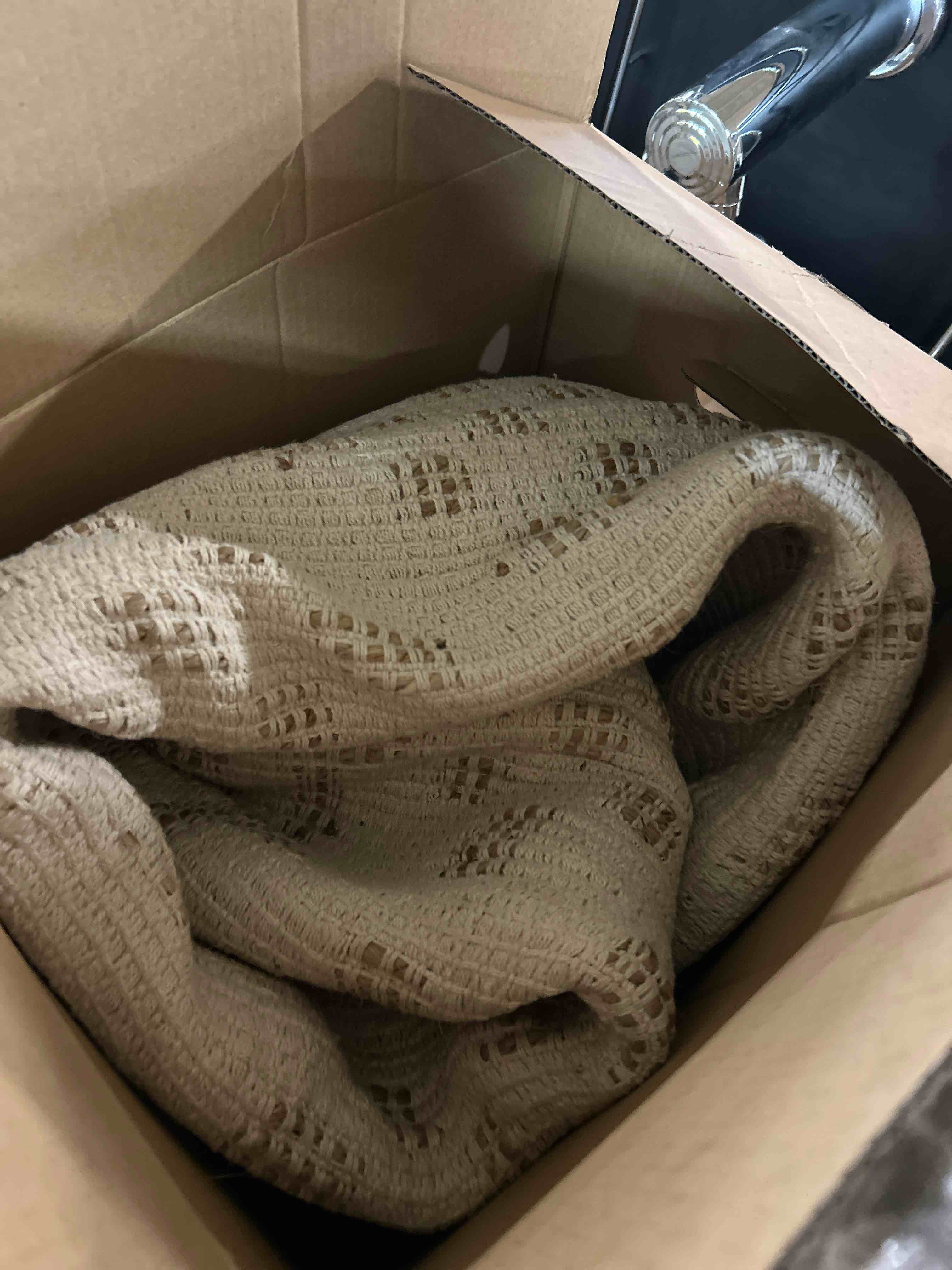 Condition photo showing Good Condition for phf 100% cotton waffle weave throw blanket, soft lightweight breathable cozy throws for couch bed sofa, luxury aesthetic blanket gift for home decor & office, 50"x60", light taupe/oatmeal throw(50"x60") light taupe/oatmeal