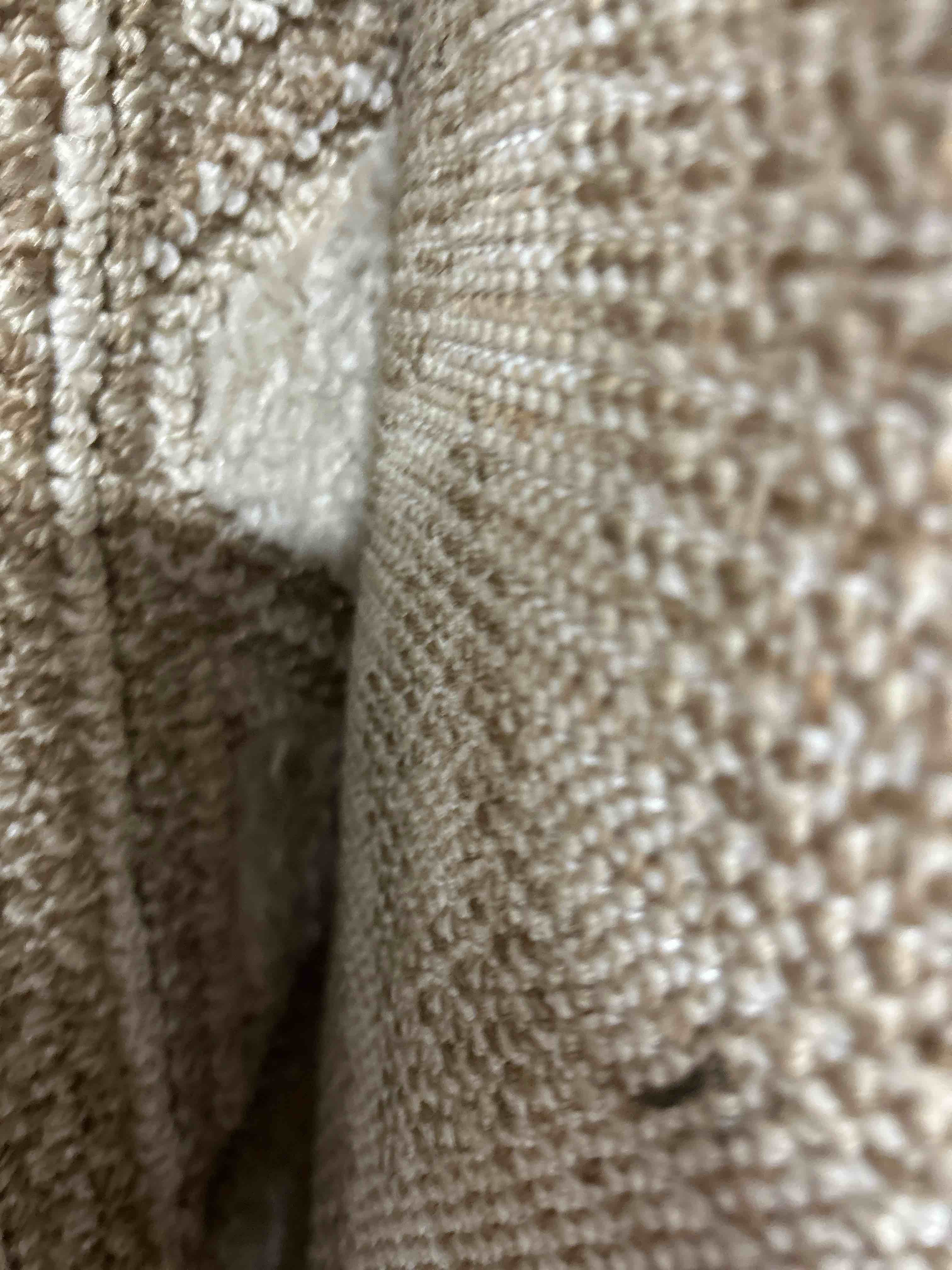 Condition photo showing Good Condition for nuloom outdoor performance collection landry brown/ivory, 4' x 6', soft and cozy, high traffic, stain resistant, easy clean, durable area rug for indoor/outdoor patio, deck, porch, garden, courtyard